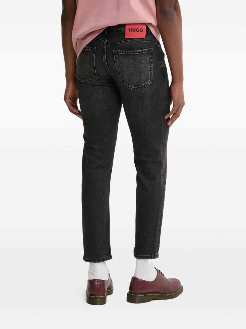 HUGO logo-patch jeans outlook