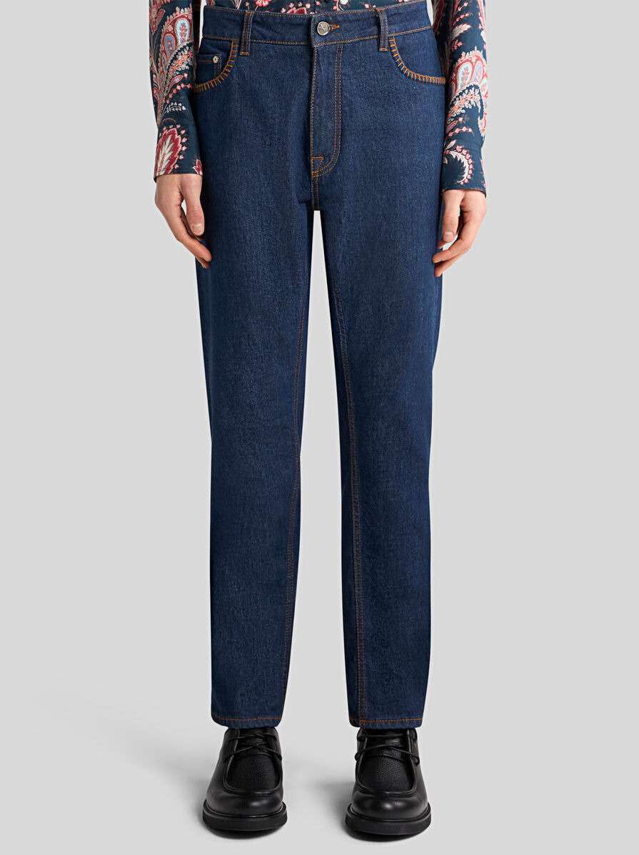 REGULAR-FIT JEANS WITH STITCHING ON FRONT POCKETS - 2