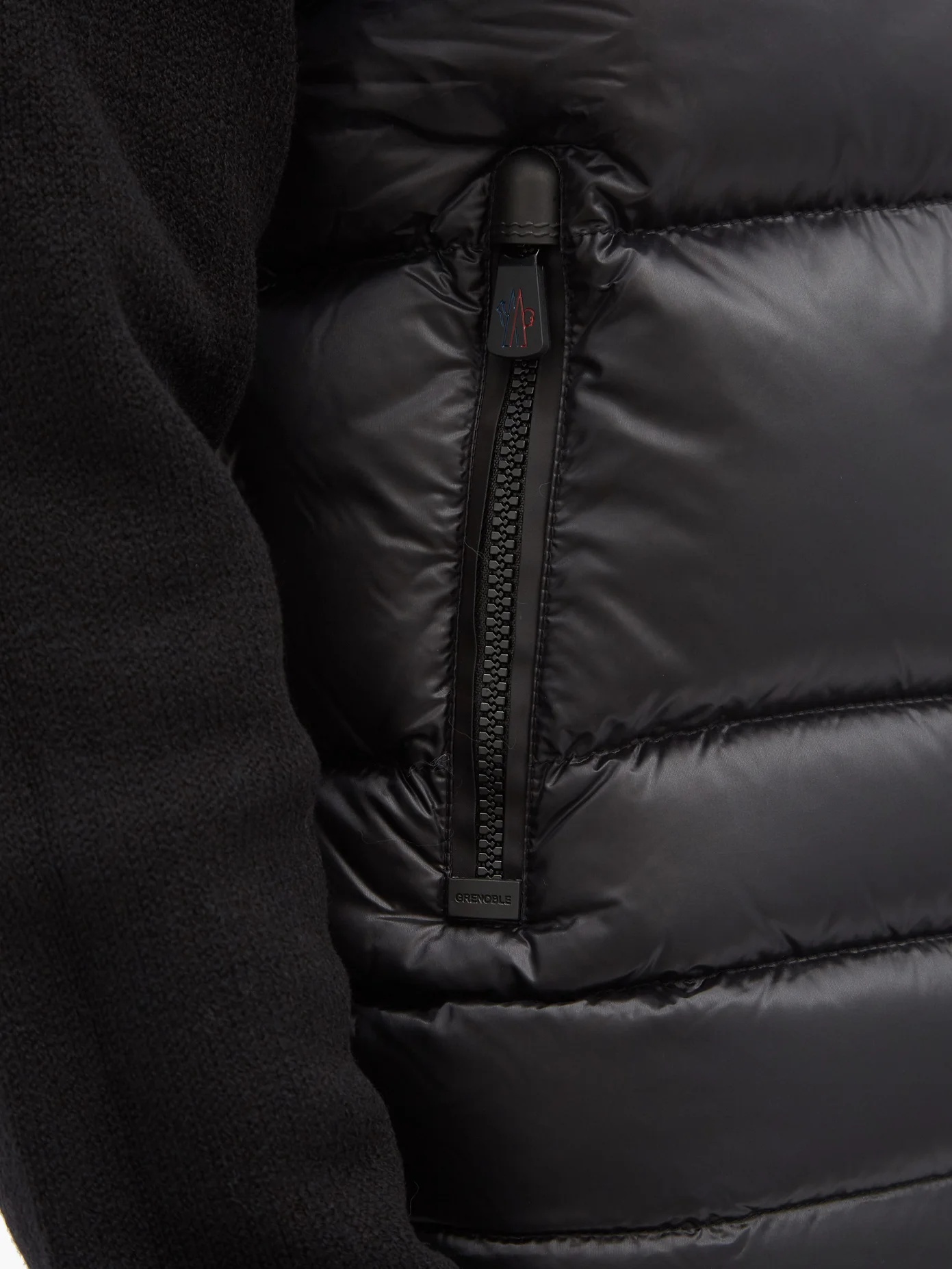 Logo-patch jersey-sleeve quilted down jacket - 3