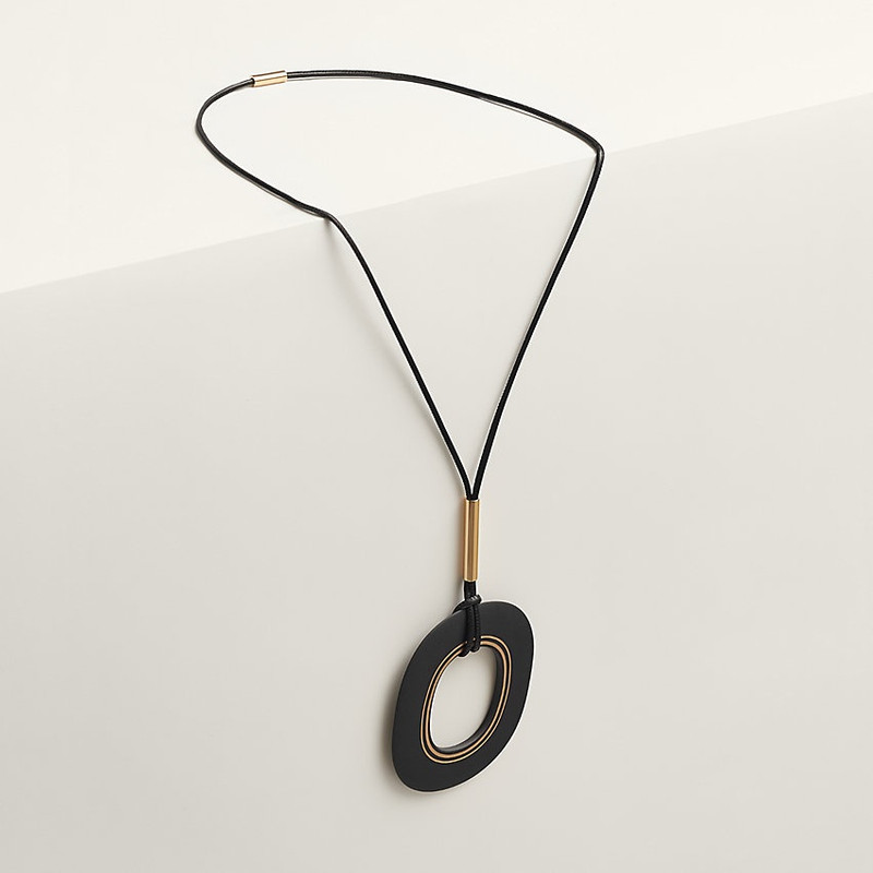 Hermès Kara Precieux pendant, large model outlook