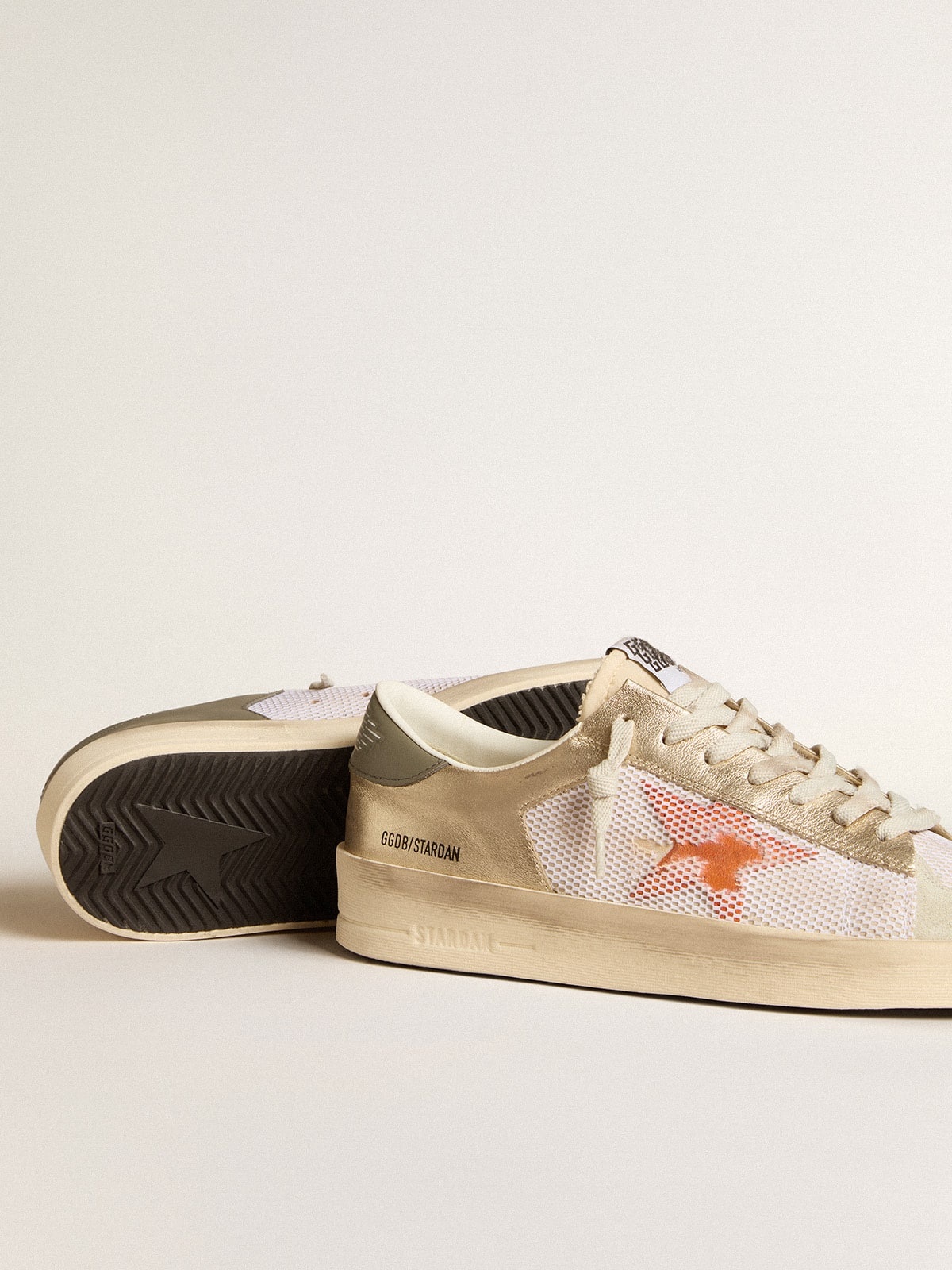 Stardan in white mesh with orange star and platinum leather inserts - 3