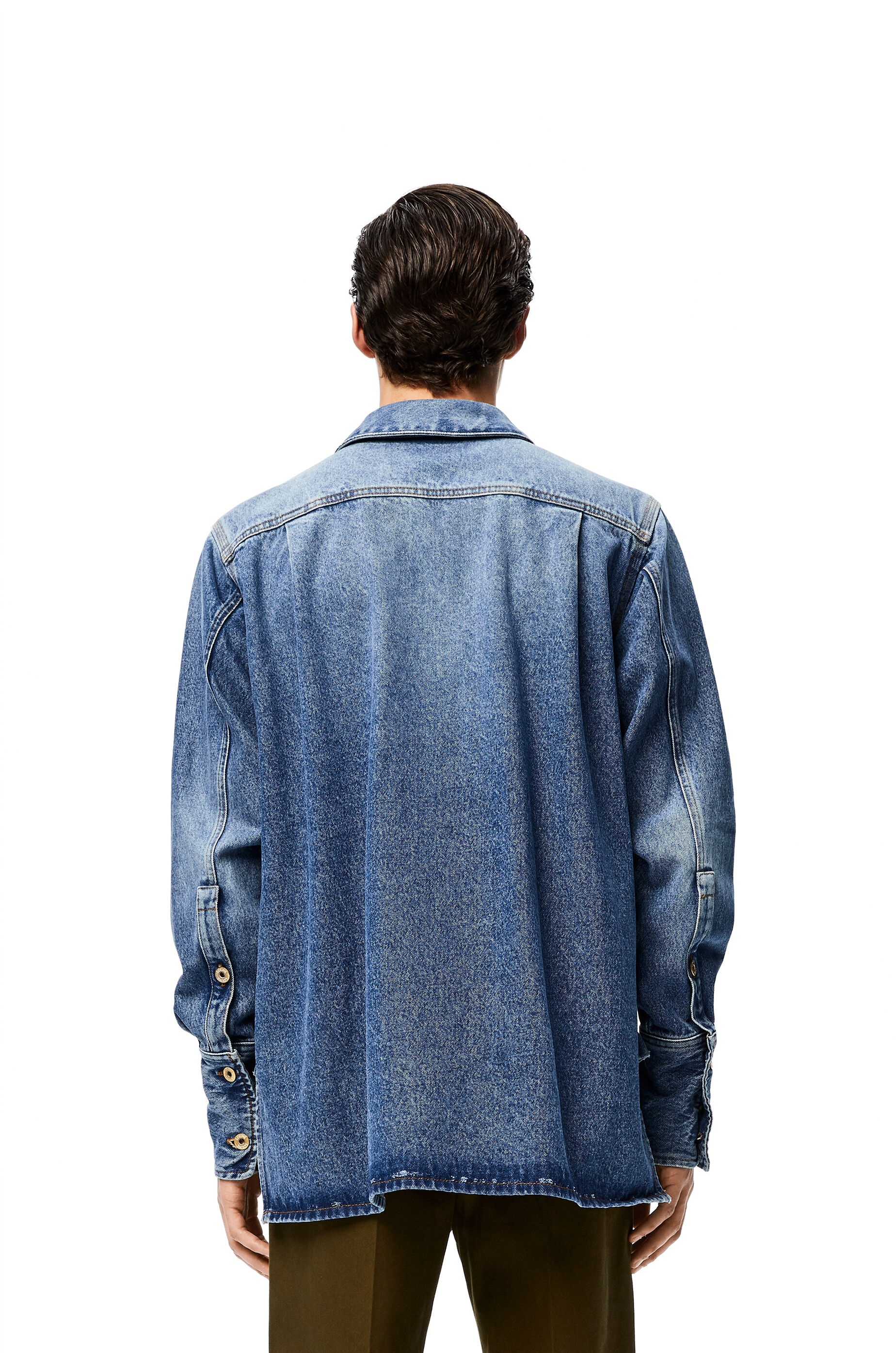 Patch pocket shirt in denim - 4