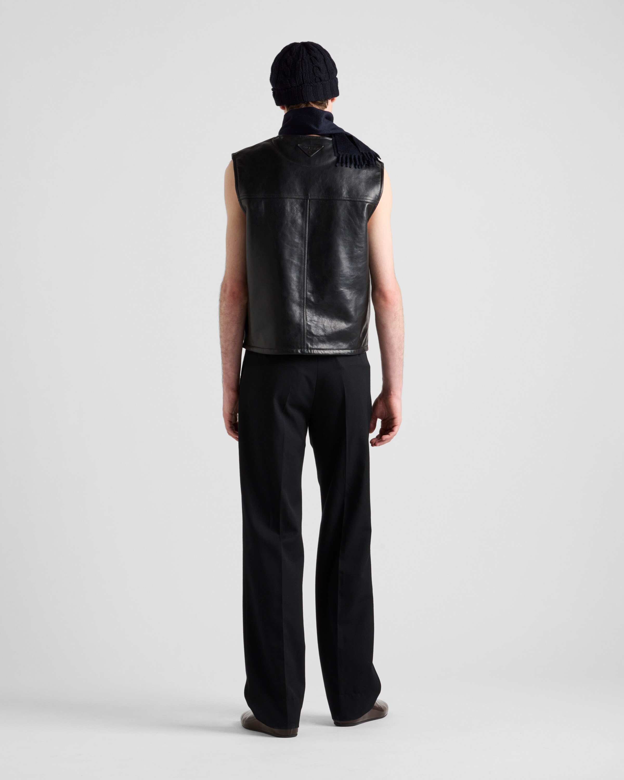 Leather and shearling vest - 5