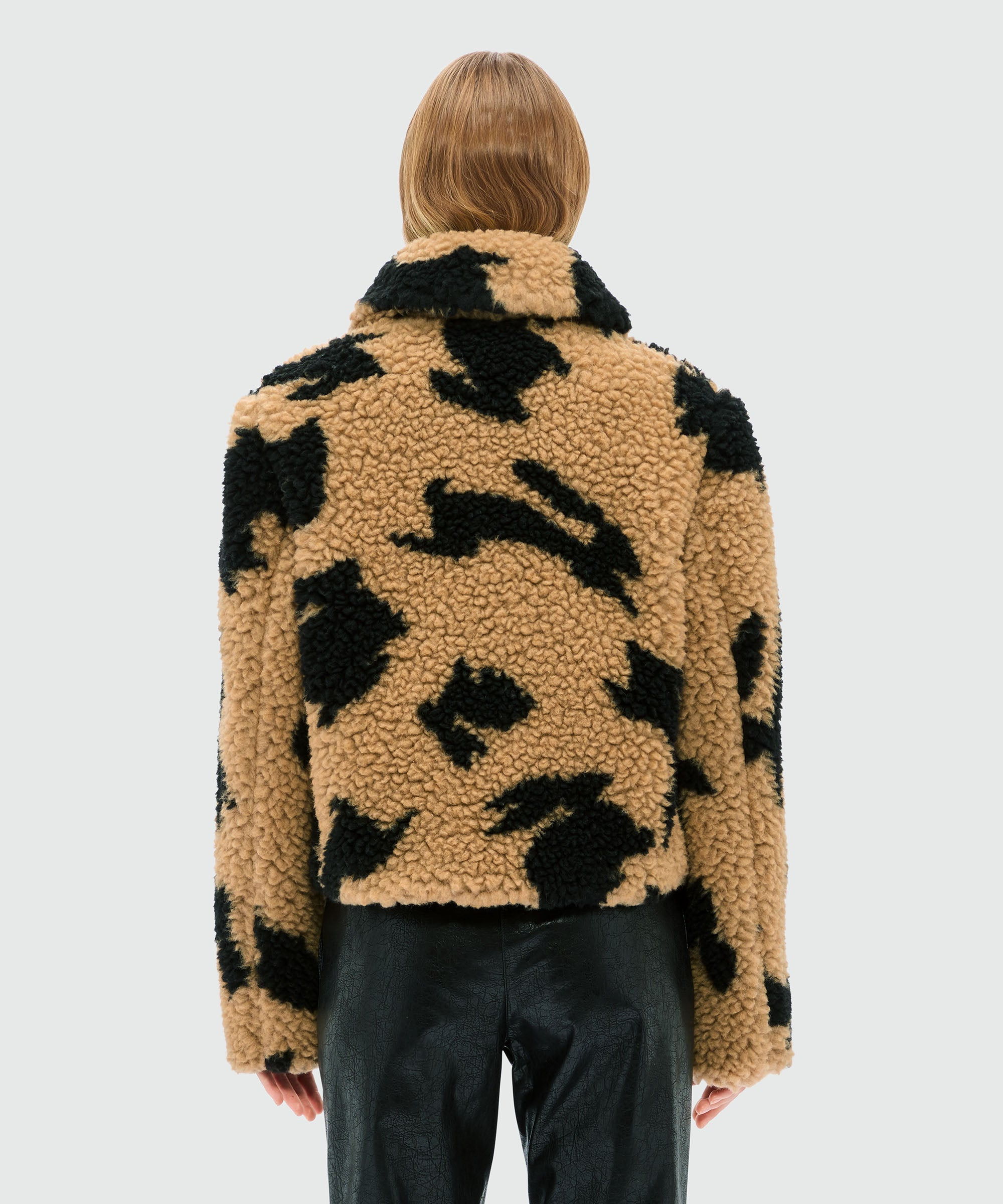 Beige teddy jacket with "Follow the Rabbit¬Æ" motif - 3