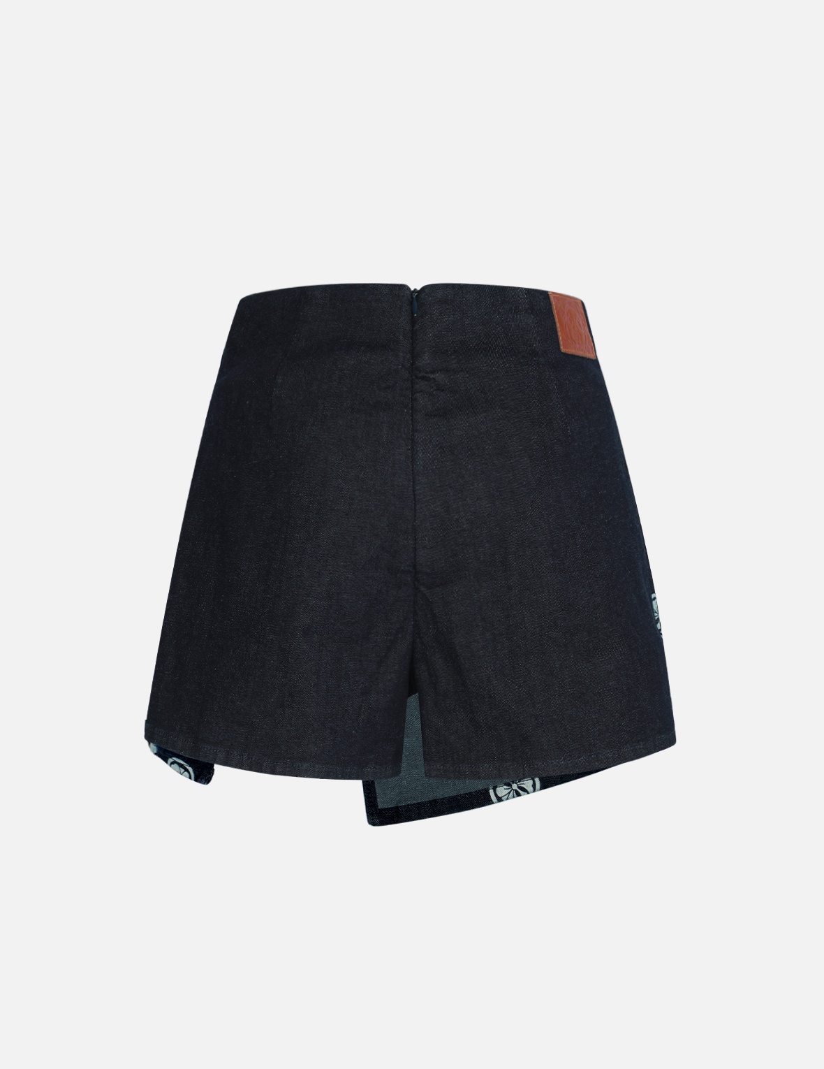 ALLOVER LOGO PRINT BLOCKING DENIM SKORT - 2