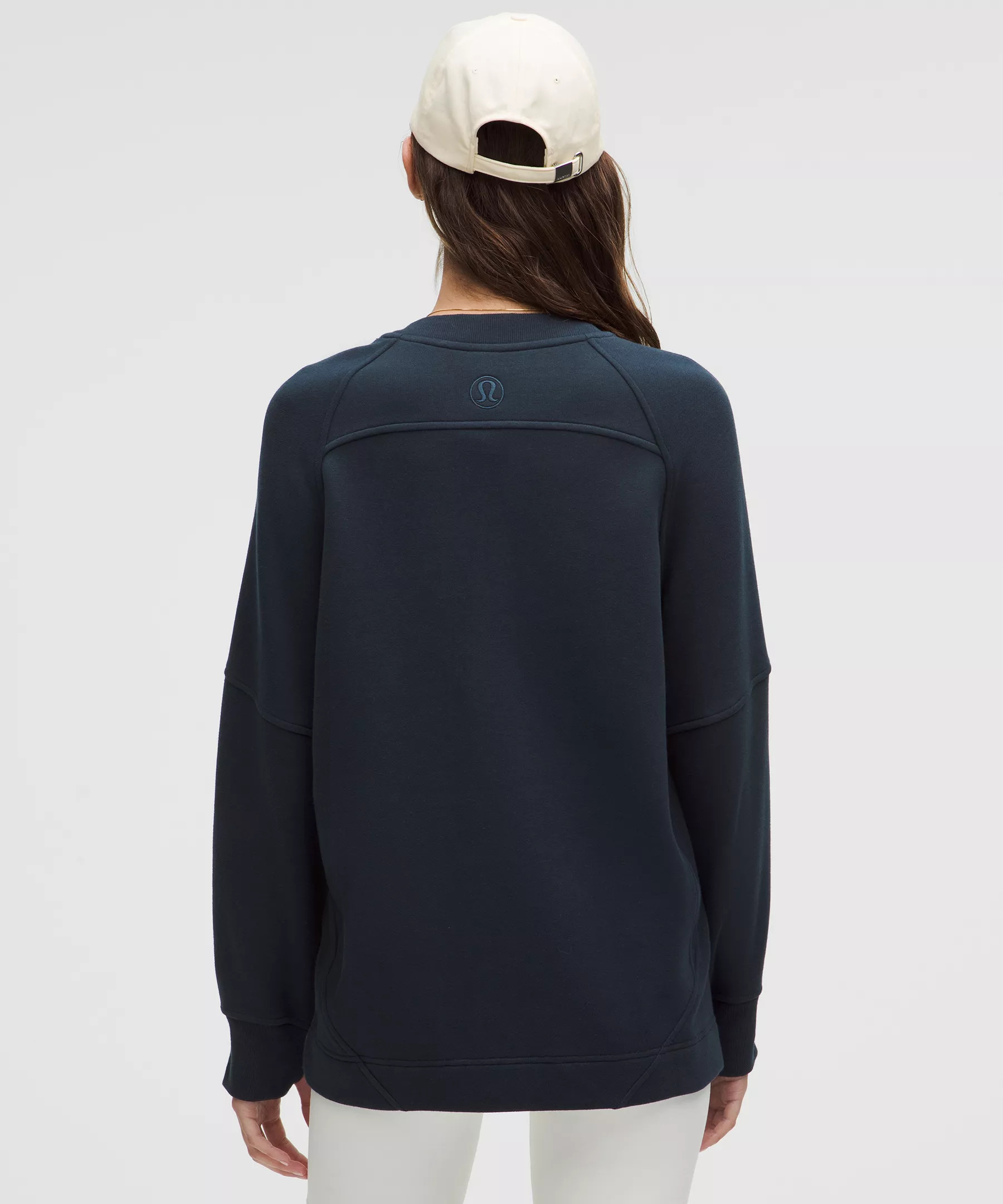 Scuba Oversized Long Crewneck - 3