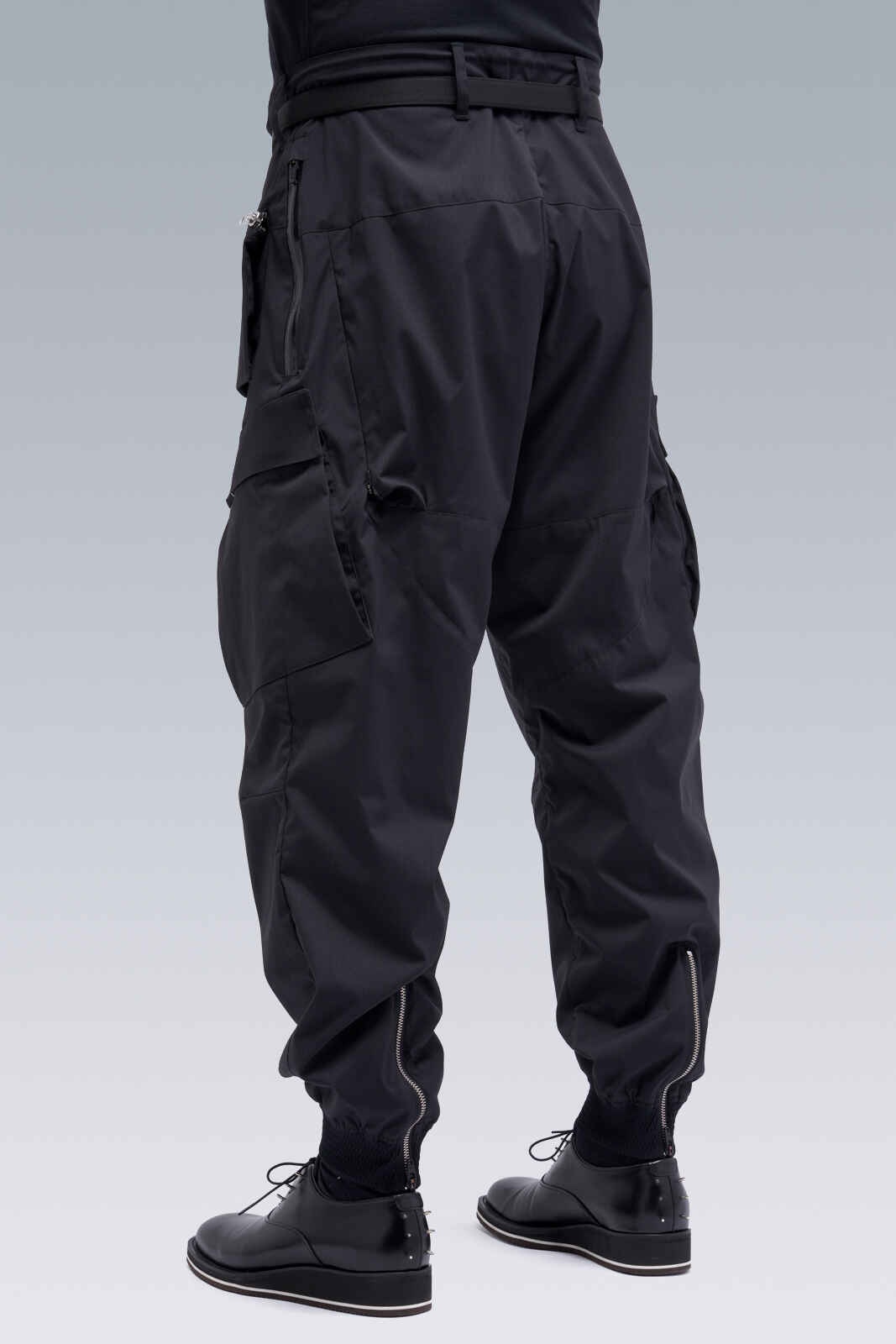 P38-E Encapsulated Nylon Cargo Pant Black - 10