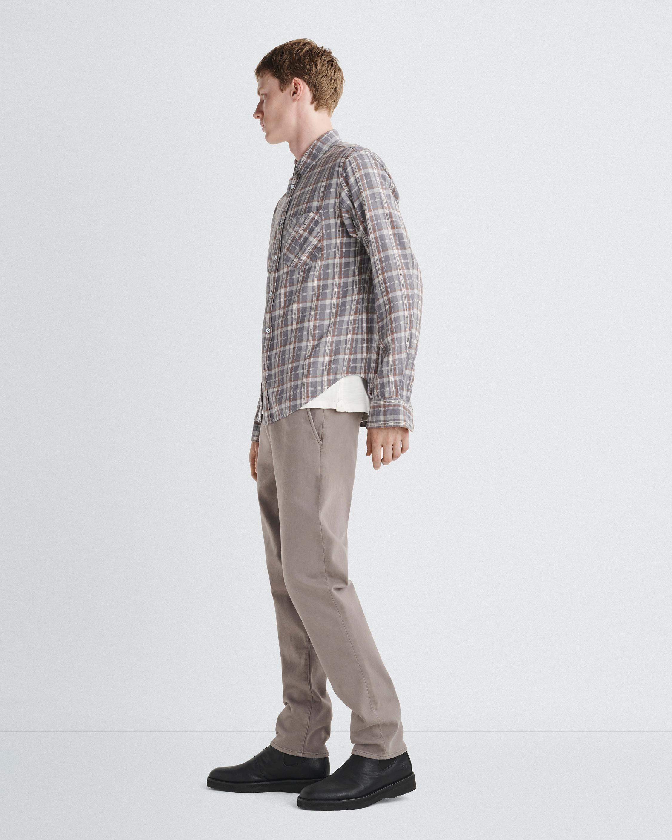 Fit 2 Action Loopback Chino
Slim Fit - 4