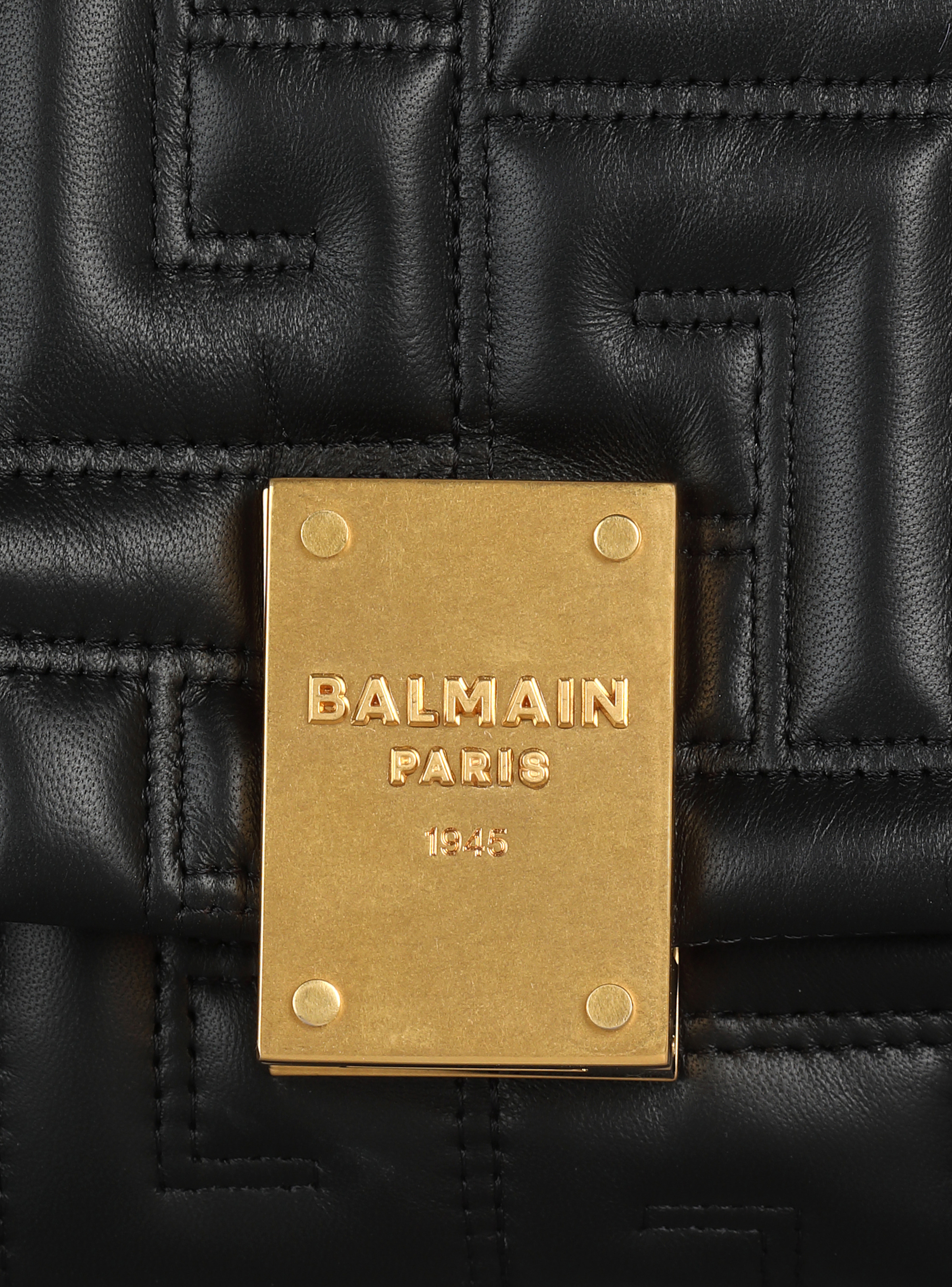1945 Soft small bag in quilted leather - 7