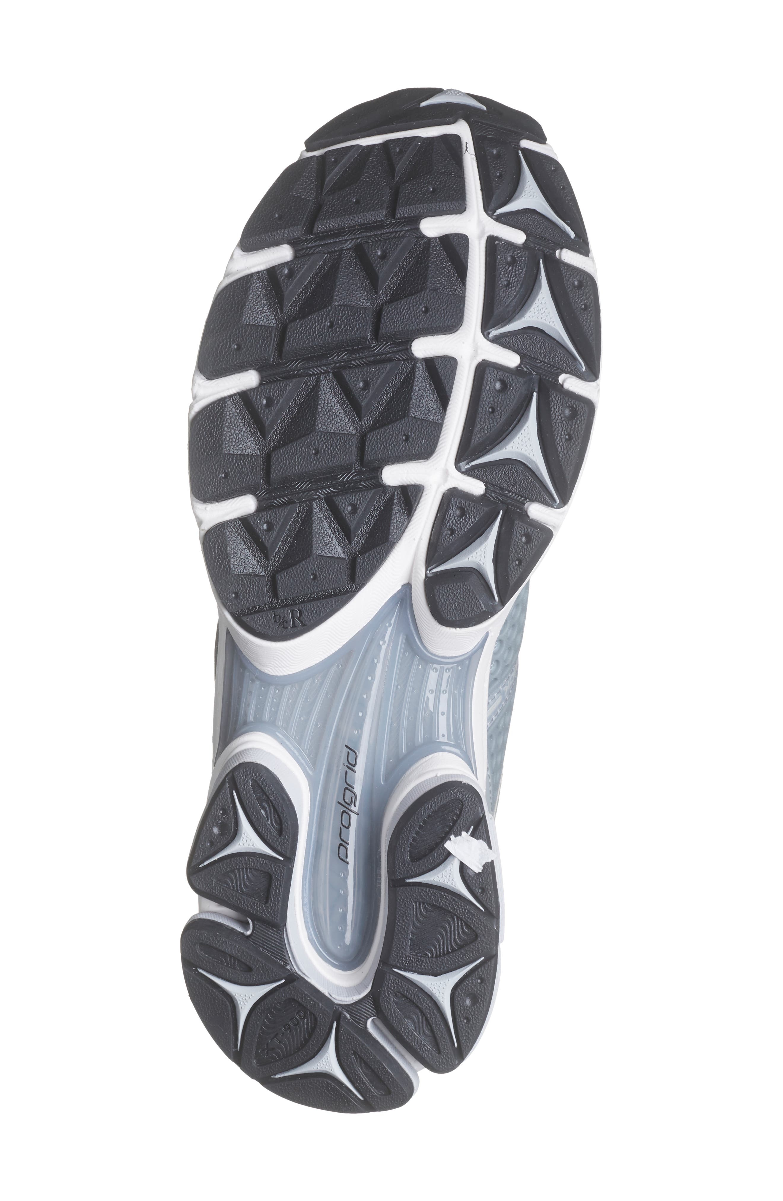 Saucony ProGrid Triumph 4 Sneaker in Light Grey at Nordstrom - 6