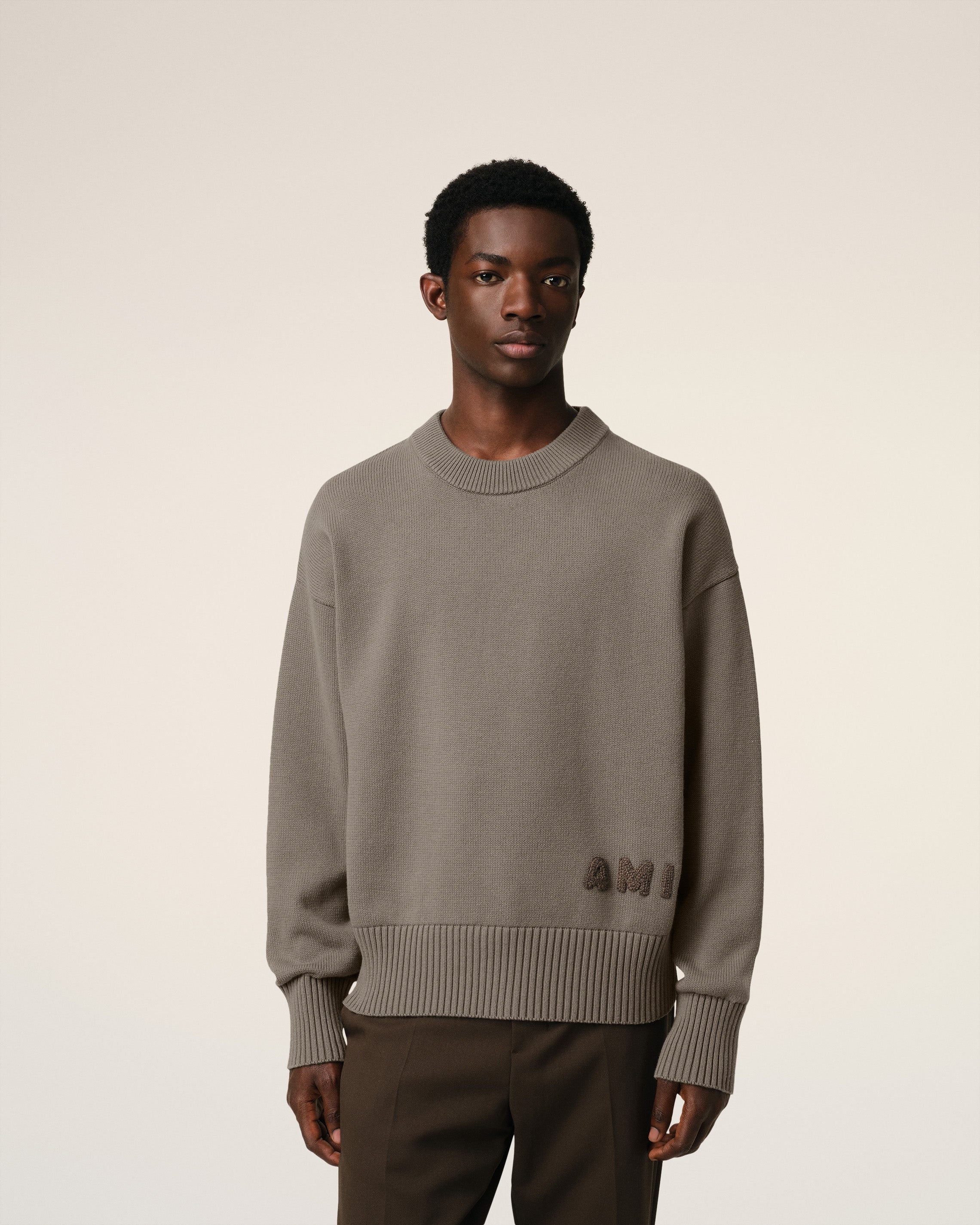 BEIGE COTTON AMI EMBROIDERED CREWNECK SWEATER - 3