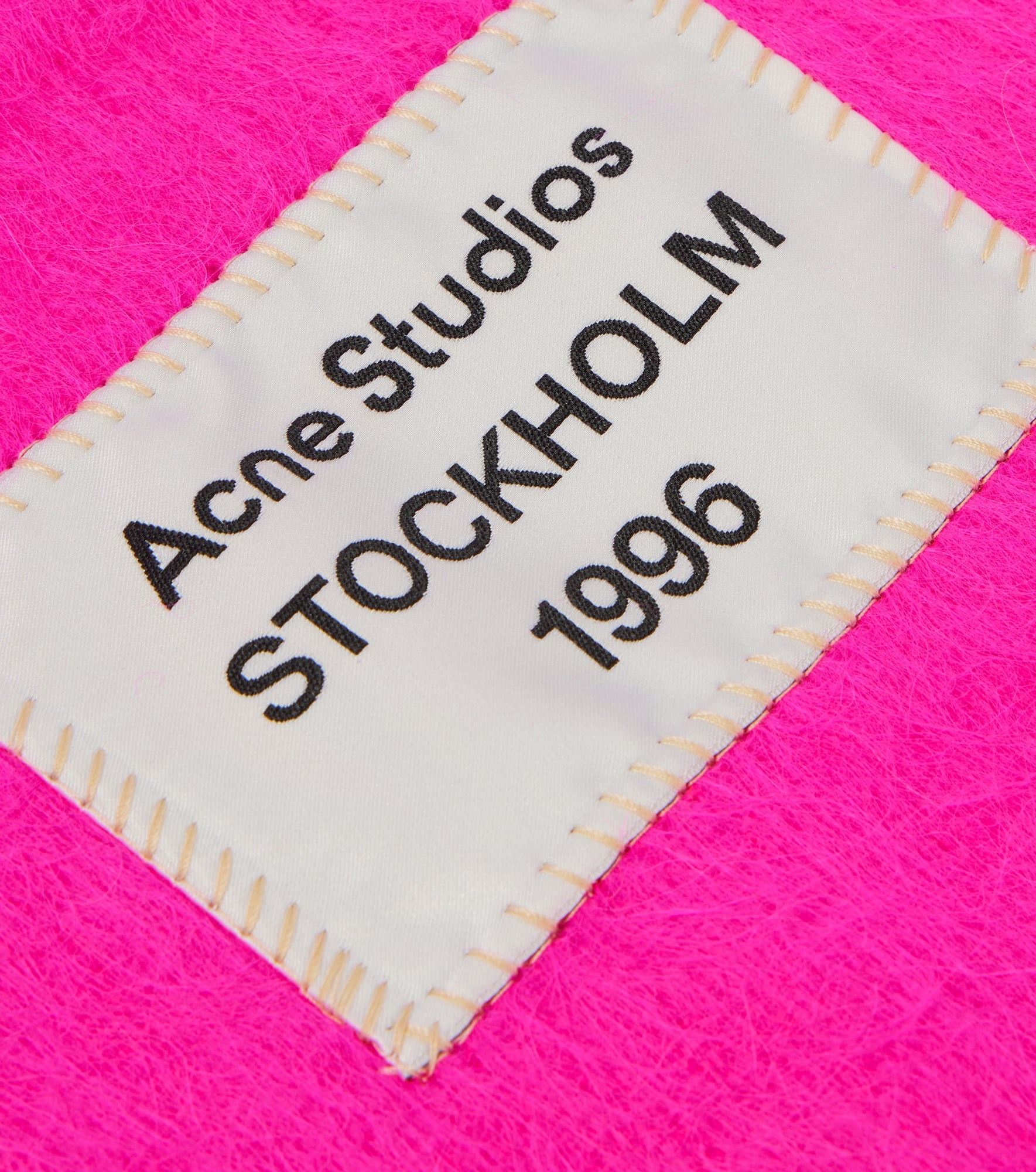 Logo wool-blend scarf - 4