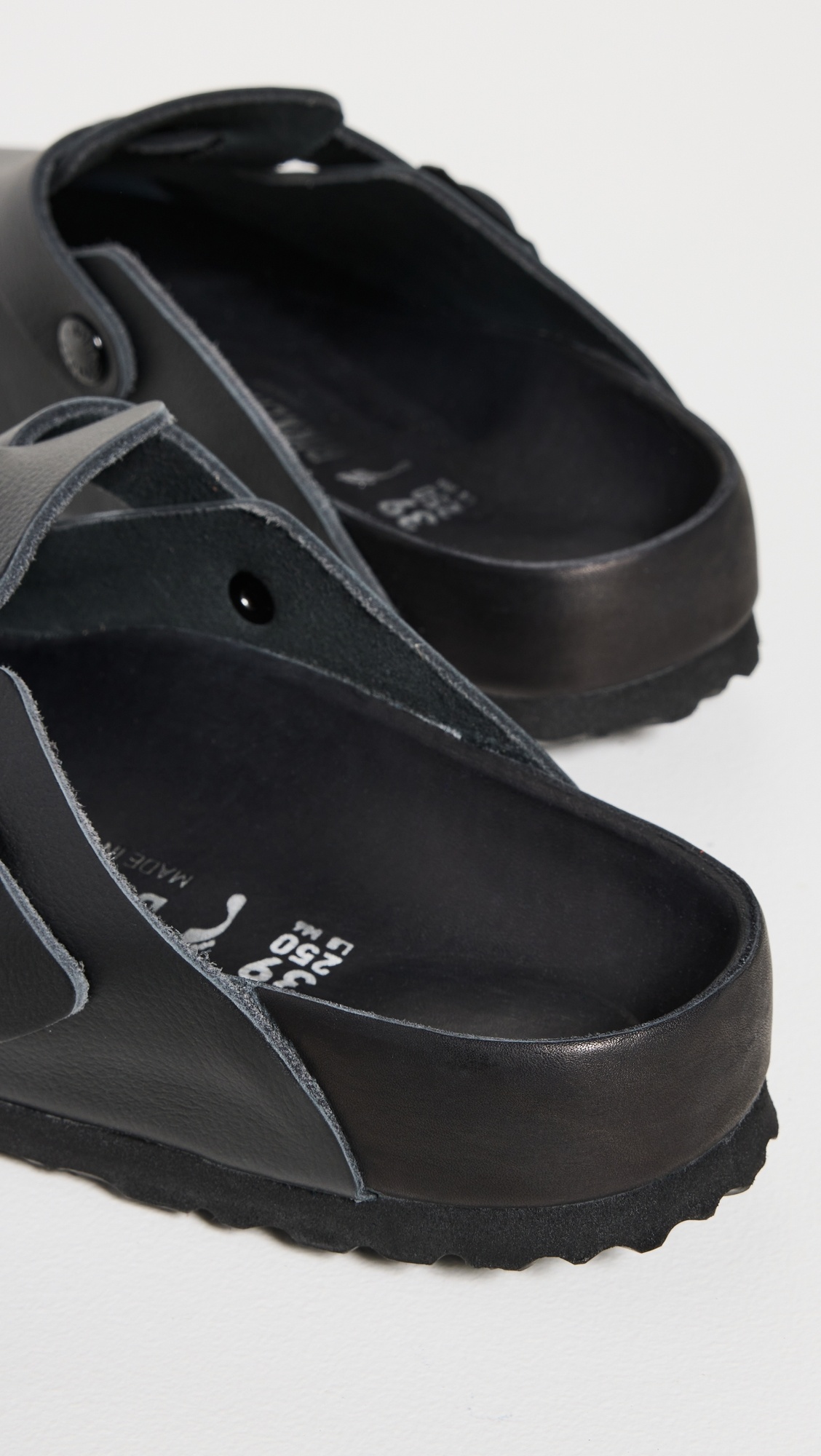 Boston Exquisite Clogs - 3