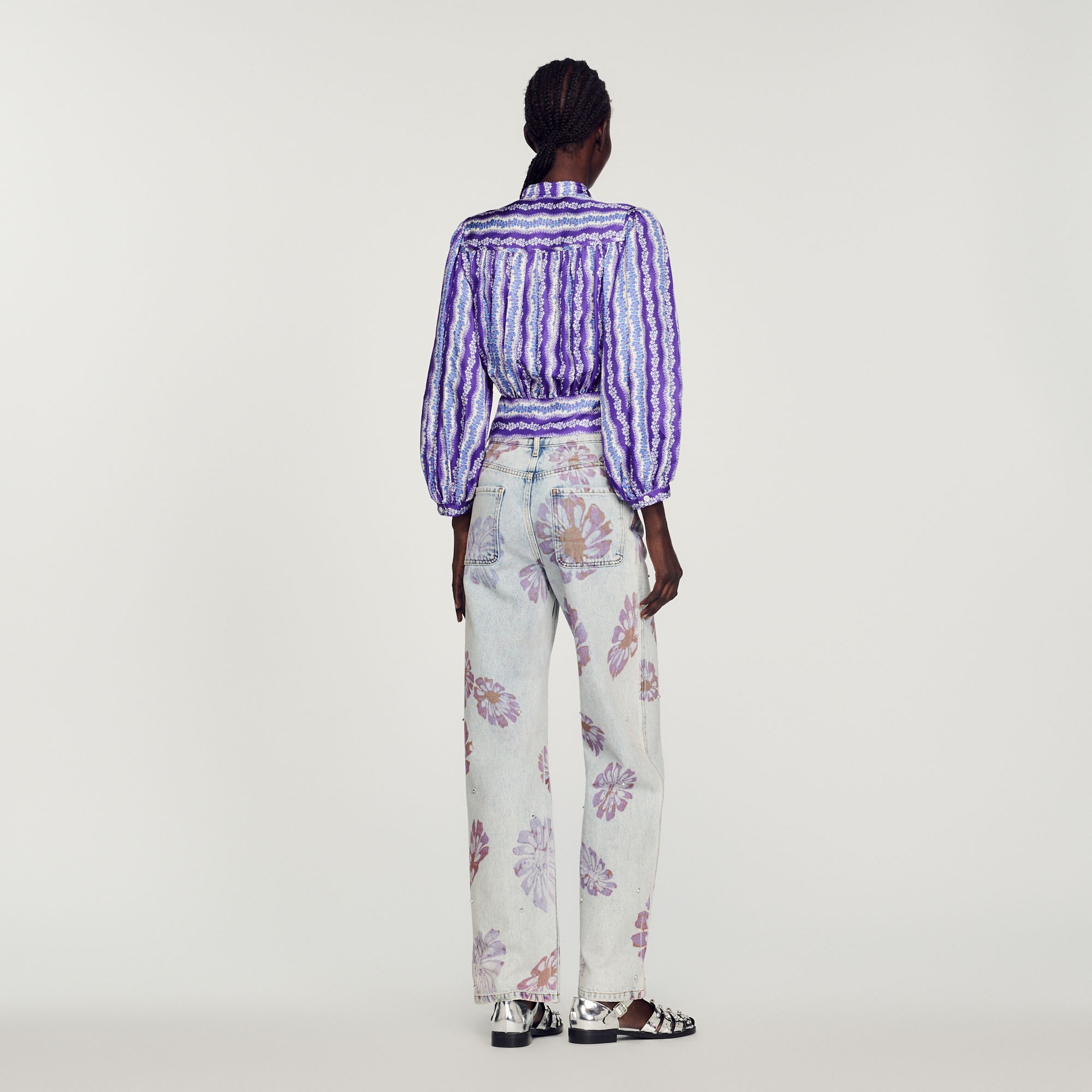 Cropped silk shirt with a floral print - 6