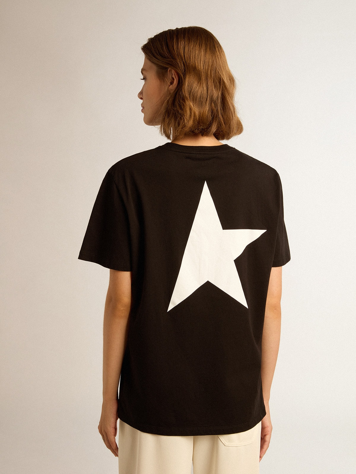 Black Star Collection T-shirt with contrasting white logo and star - 4