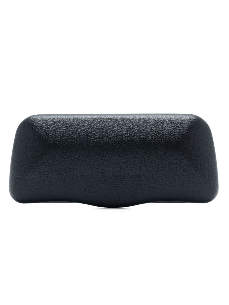 Bossy Round AF sunglasses 4