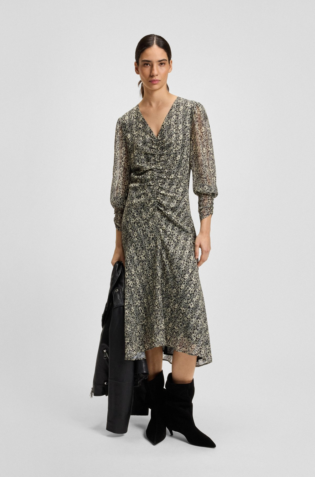 PRINTED-SEERSUCKER MIDI DRESS WITH GATHERED DETAILS - 2