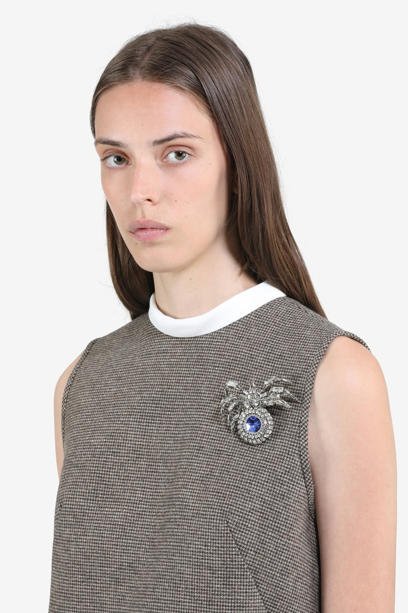 N°21 SPIDER BROOCH WITH CRYSTALS outlook