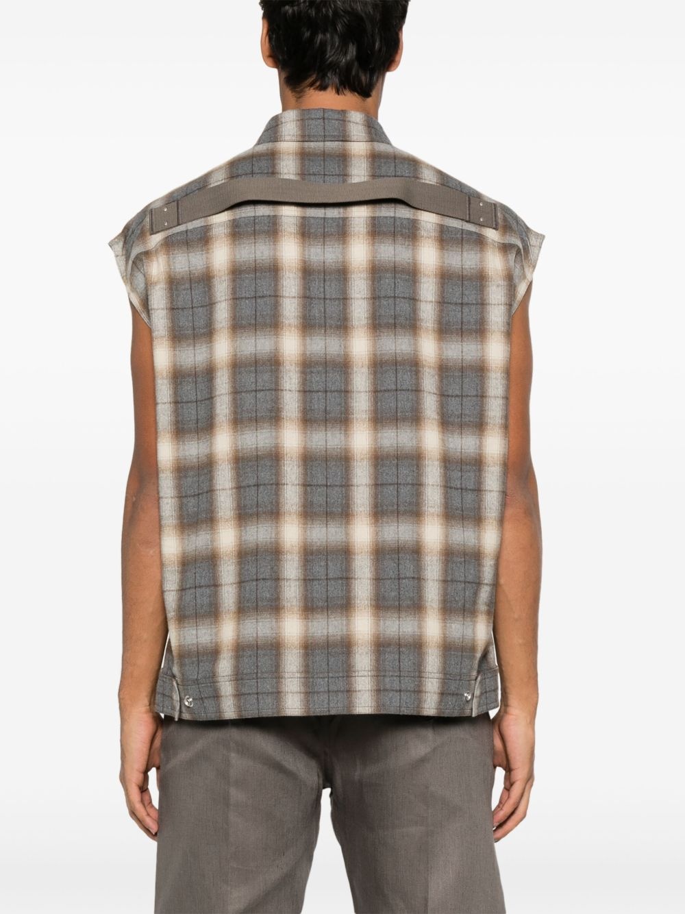 Sleeveless Jumbo Outshirt - 4