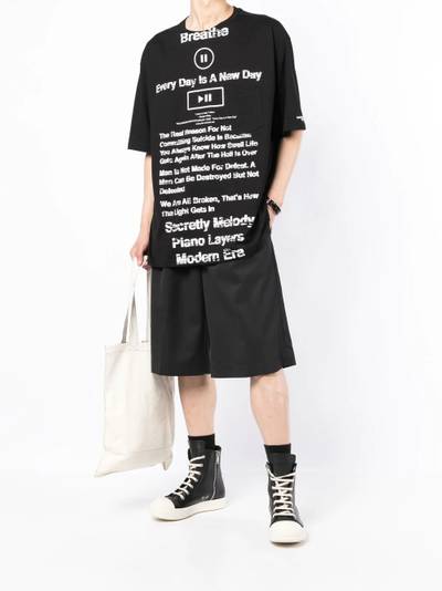 TAKAHIROMIYASHITA TheSoloist. slogan-print short-sleeve T-shirt outlook