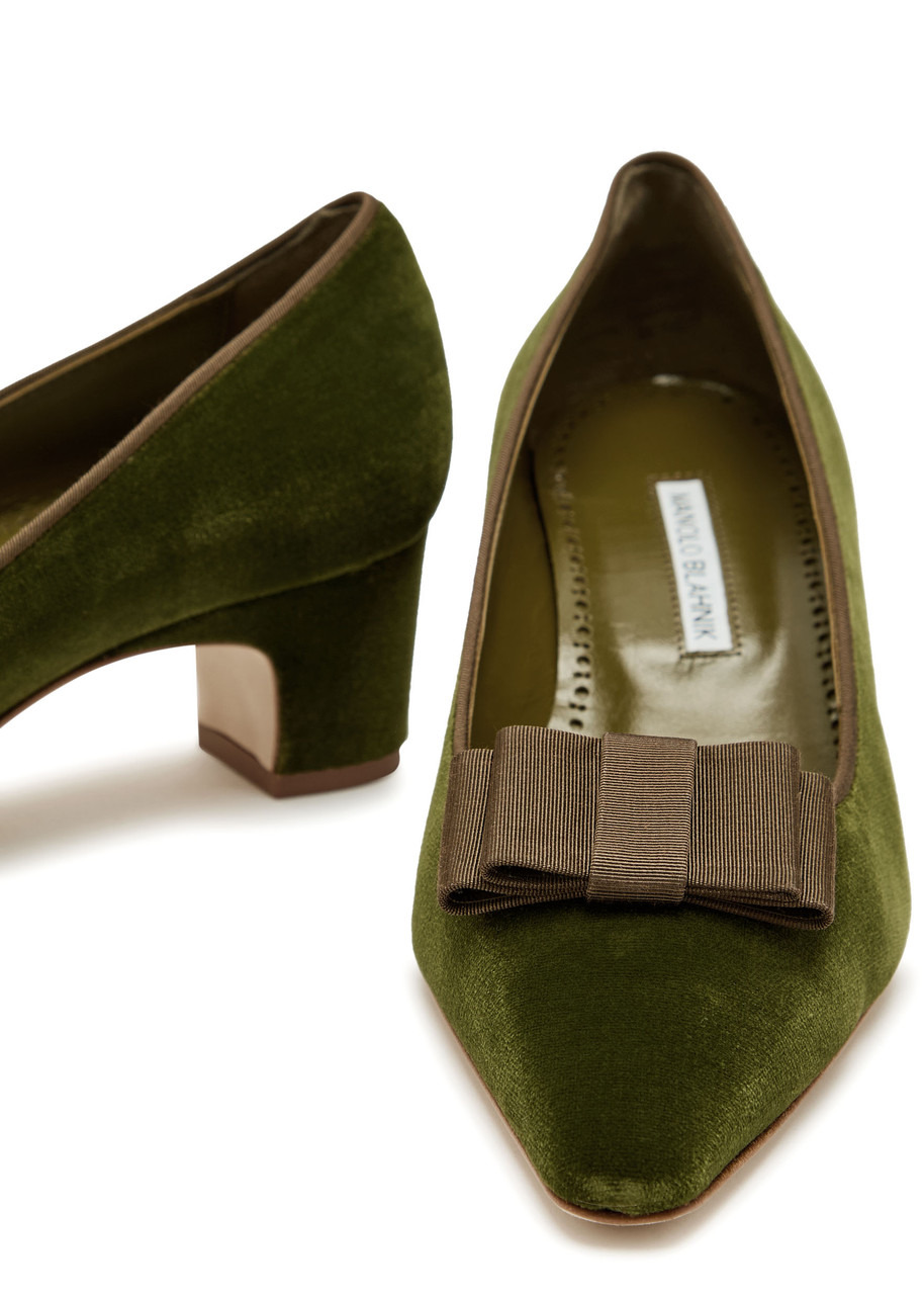 Manolo Blahnik Reador 50 Velvet Pumps - 4