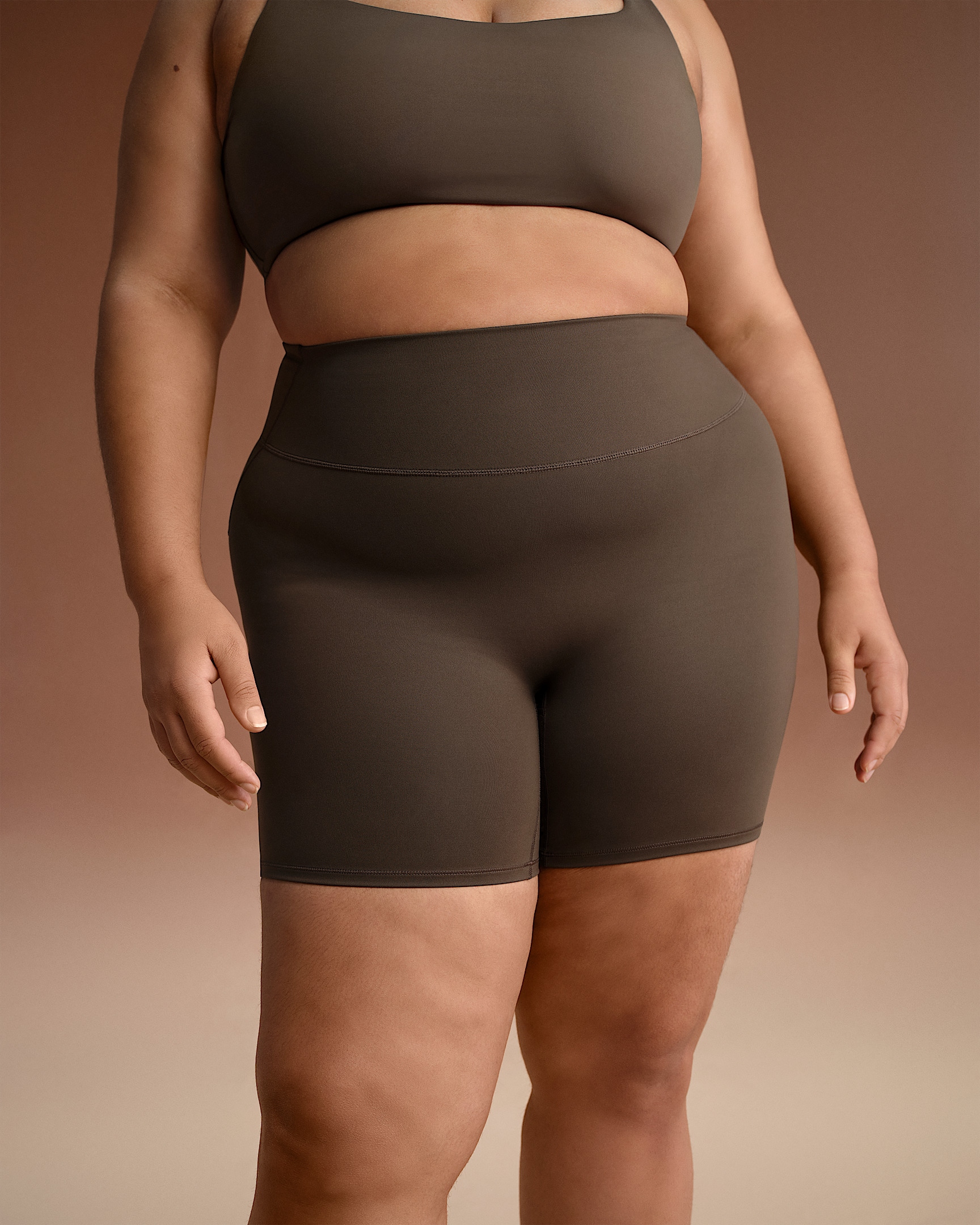 NikeSKIMS Matte Women's High-Waisted 5" Biker Shorts - 7