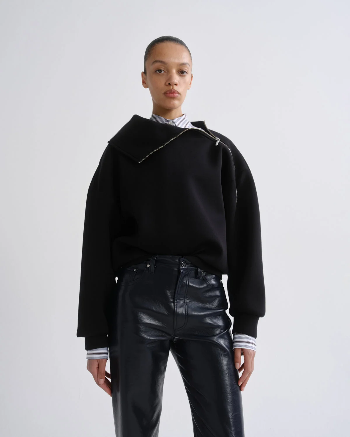 COYLE SWEATSHIRT IN BLACK - 1