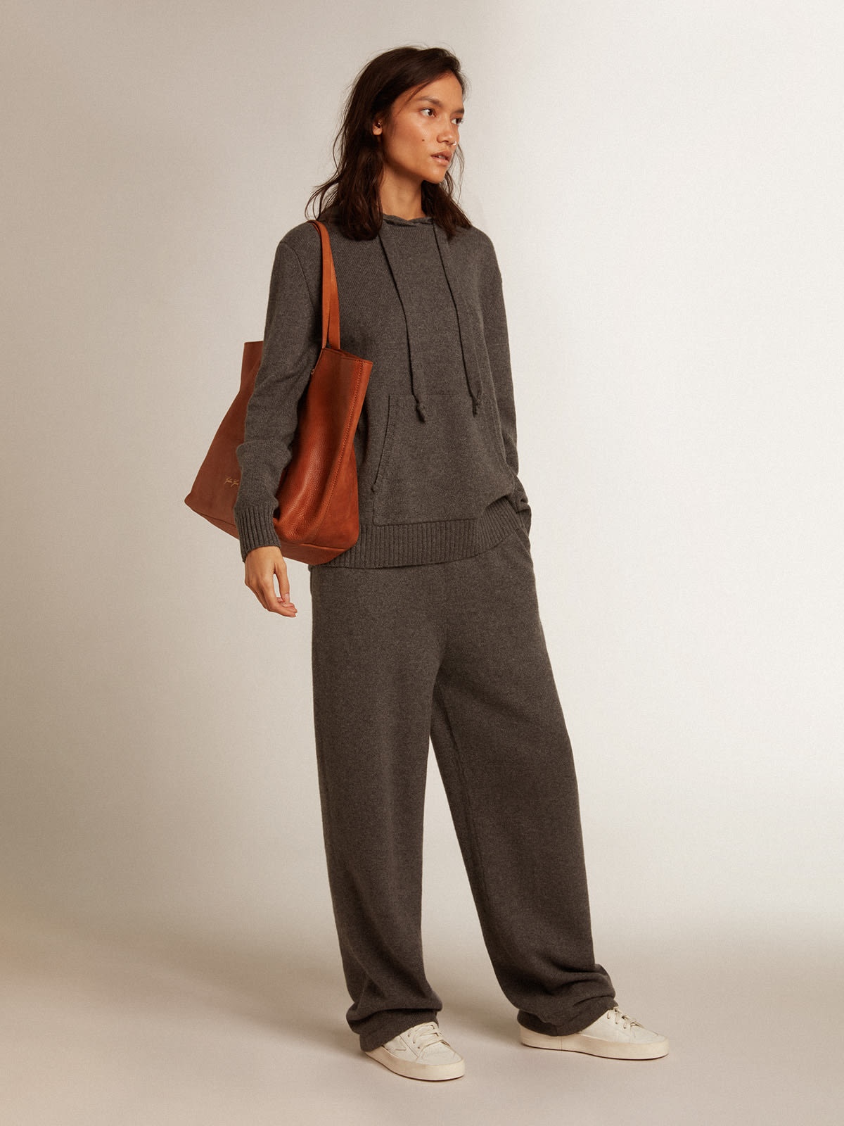 Women’s gray cashmere blend sweatshirt with hood - 3