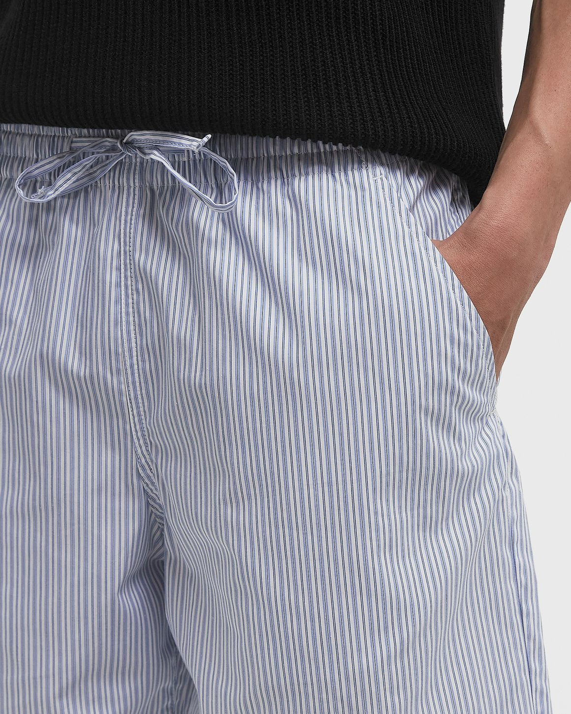 SHORT - 4