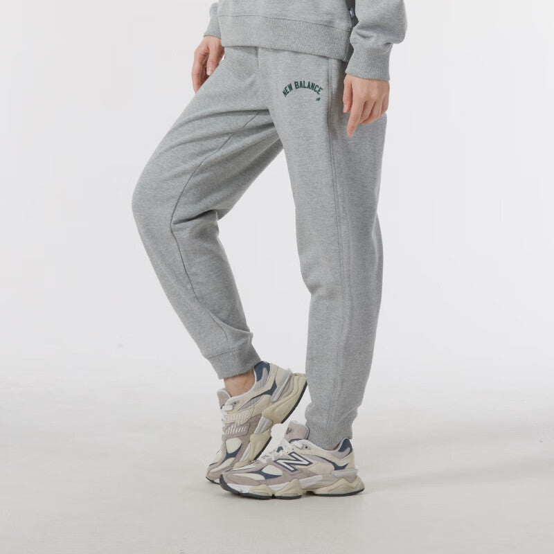 (WMNS) New Balance Wordmark Logo Jogging Pants 'Grey' AWP41310-GHM - 3