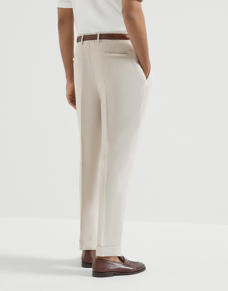 Garment-dyed trousers in linen gabardine with pleat 3