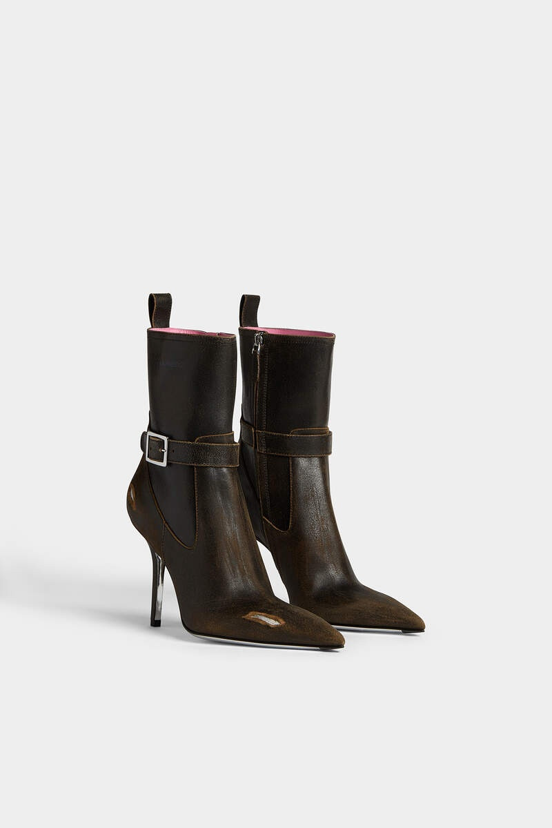 DSQUARED2 DISTRESSED ANKLE BOOTS outlook