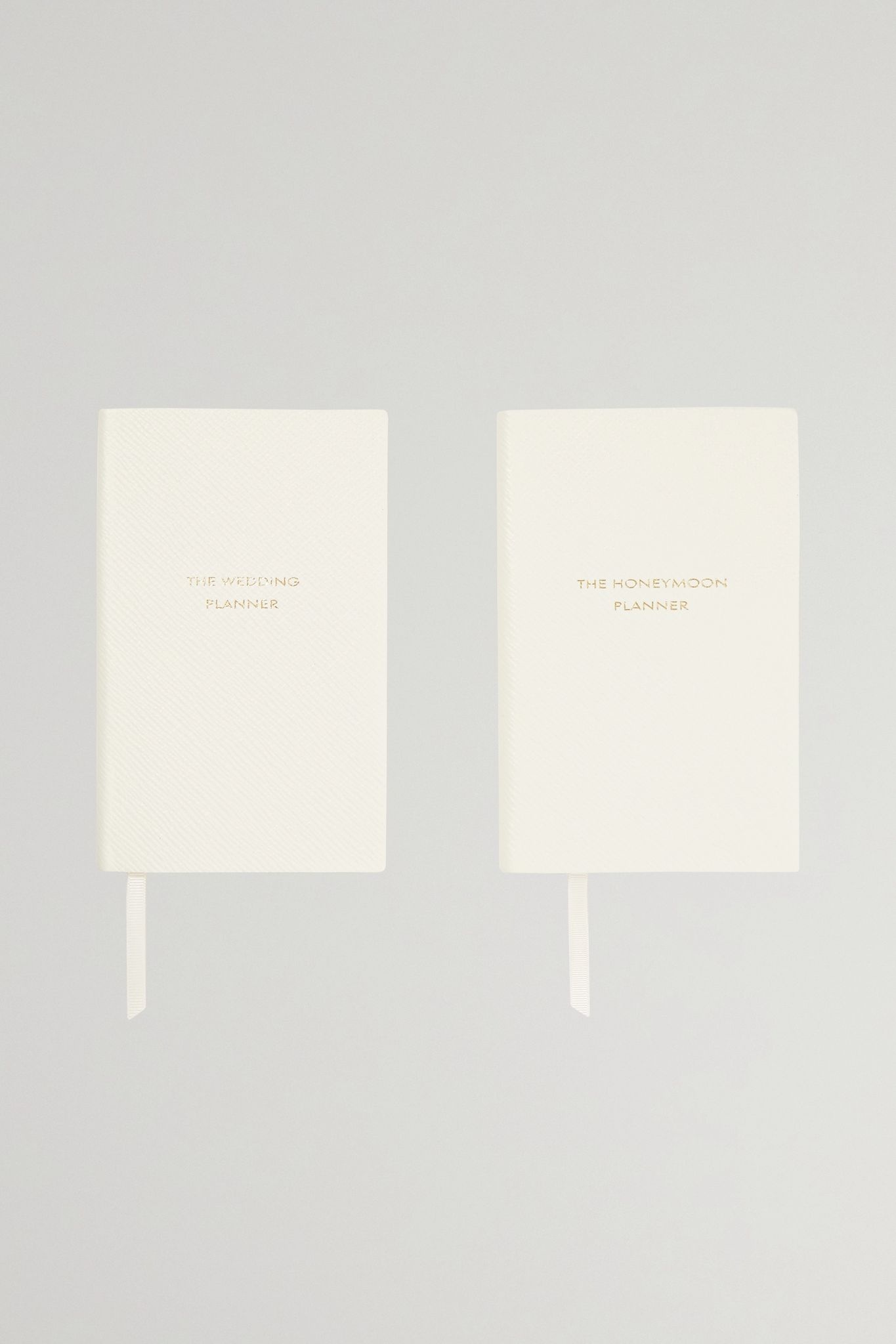 Set of two Panama Wedding and Honeymoon Planner textured-leather notebooks - 1