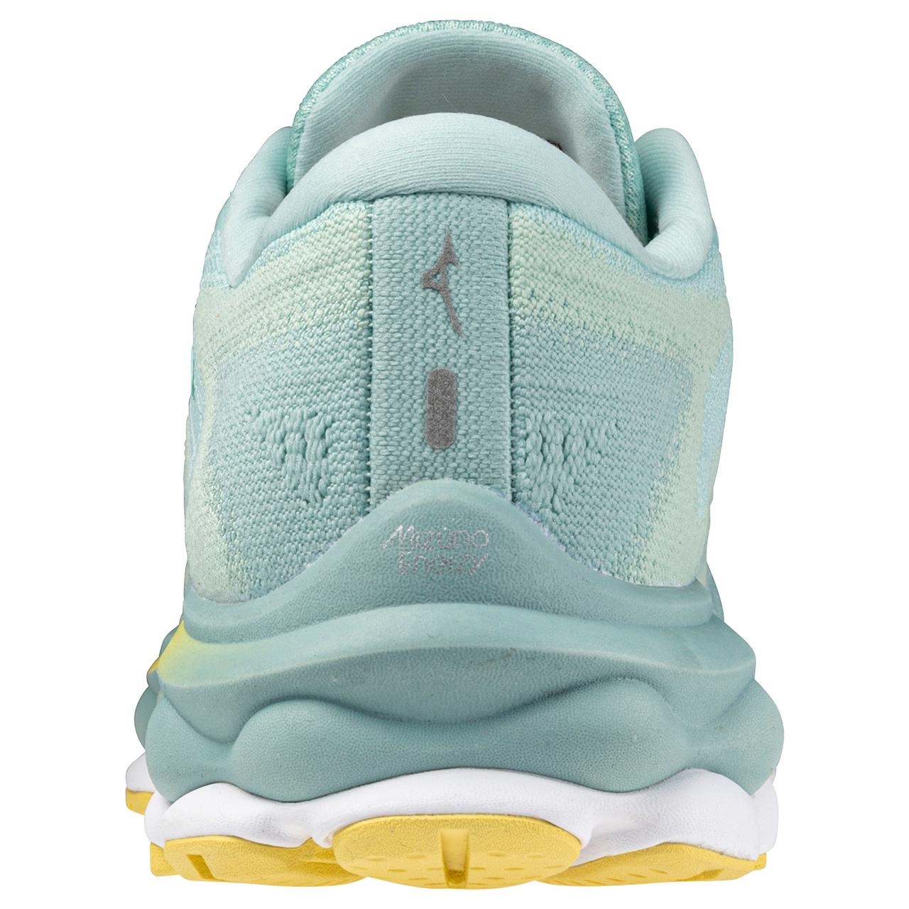 Women's Wave Sky 7 Running Shoe - 5