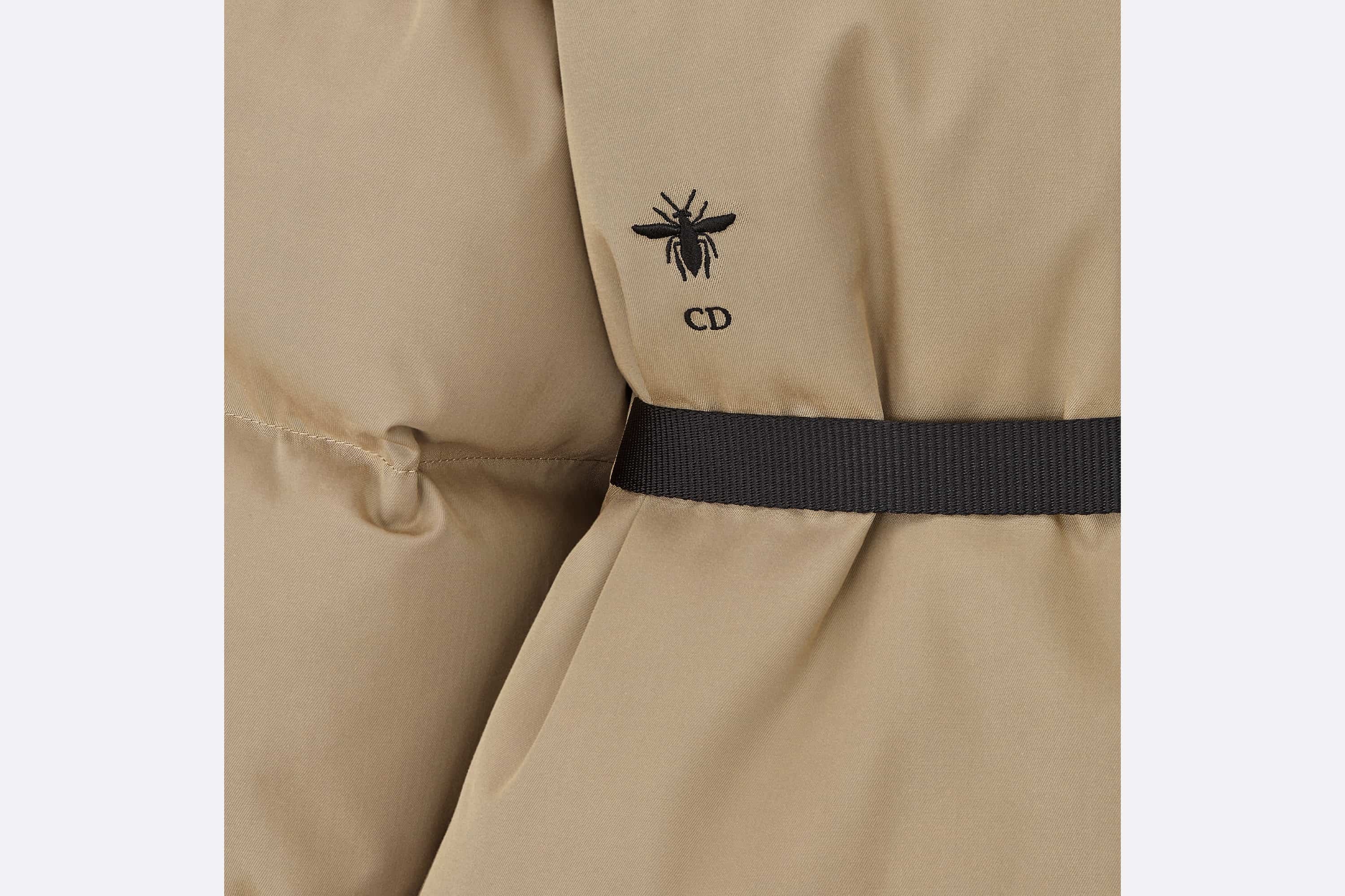Puffer Jacket with Belt - 3