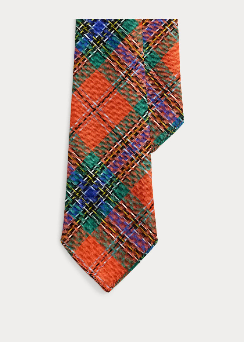 Vintage-Inspired Tartan Wool Tie 1