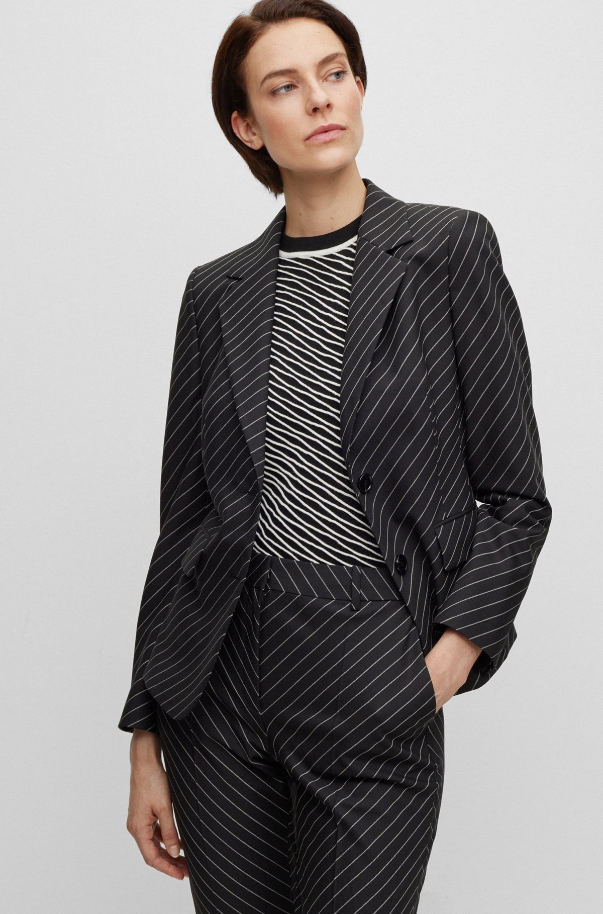 SINGLE-BREASTED JACKET IN STRIPED STRETCH WOOL - 5