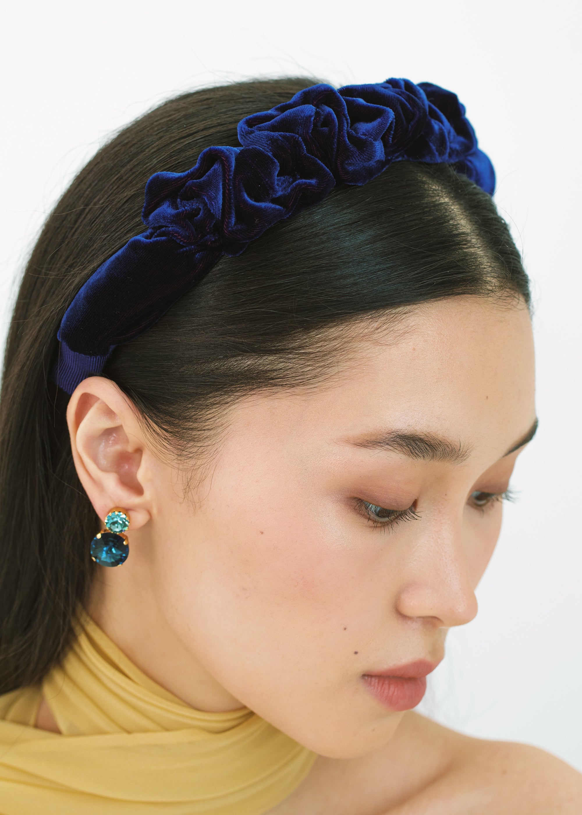Lia Headband in Velvet - 3