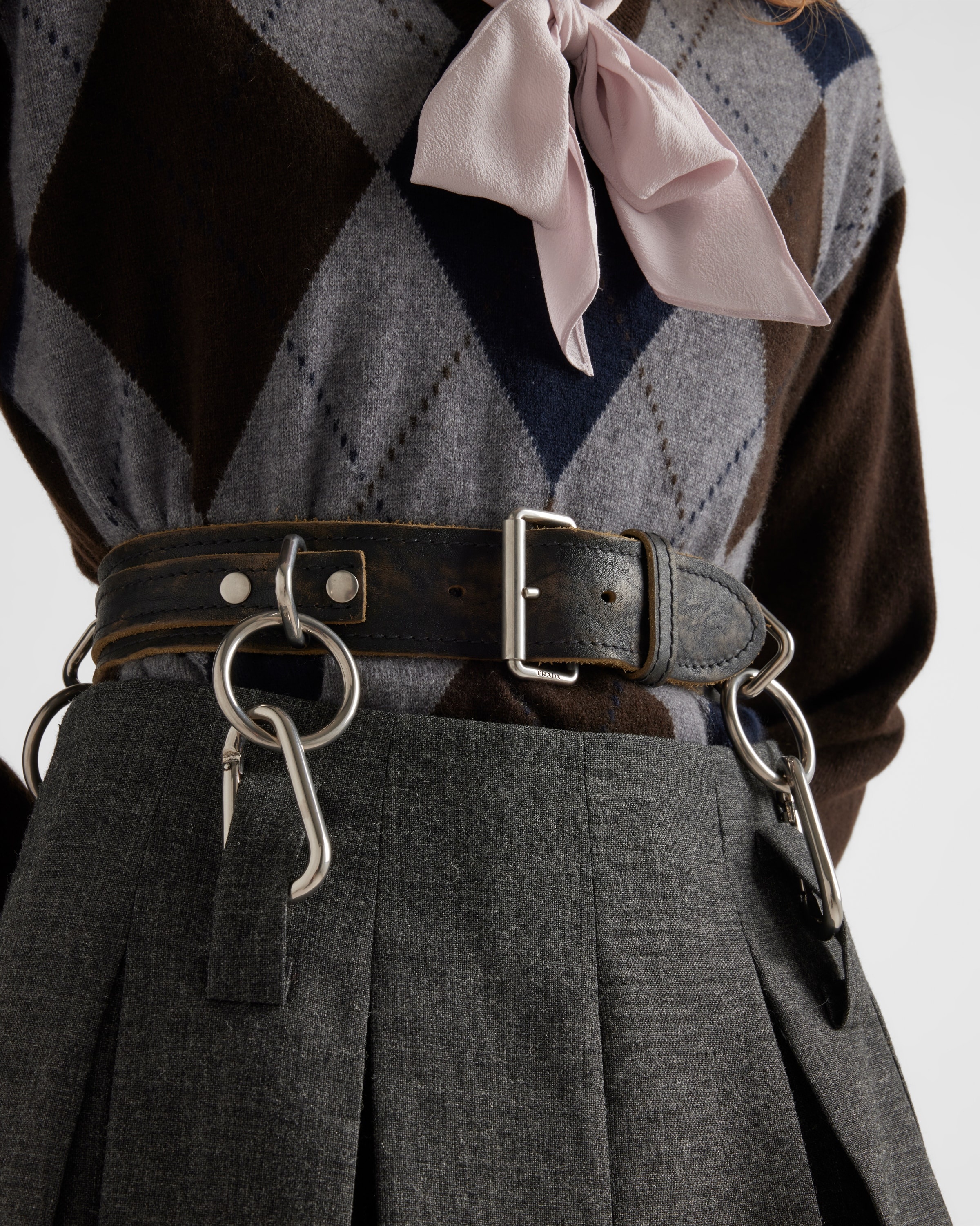 Pleated rush stitch skirt with belt - 4
