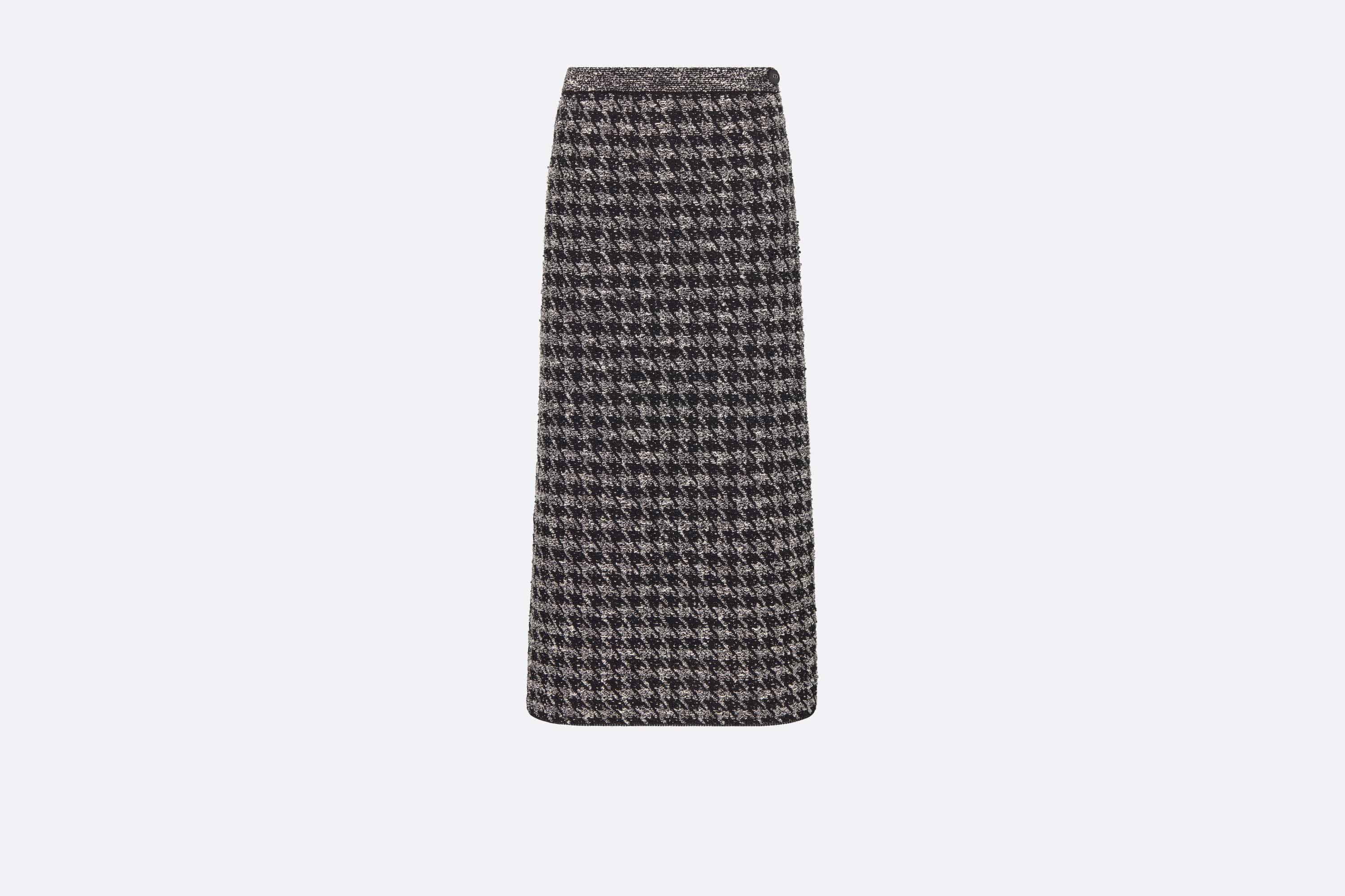 Mid-Length Straight-Cut Skirt - 1