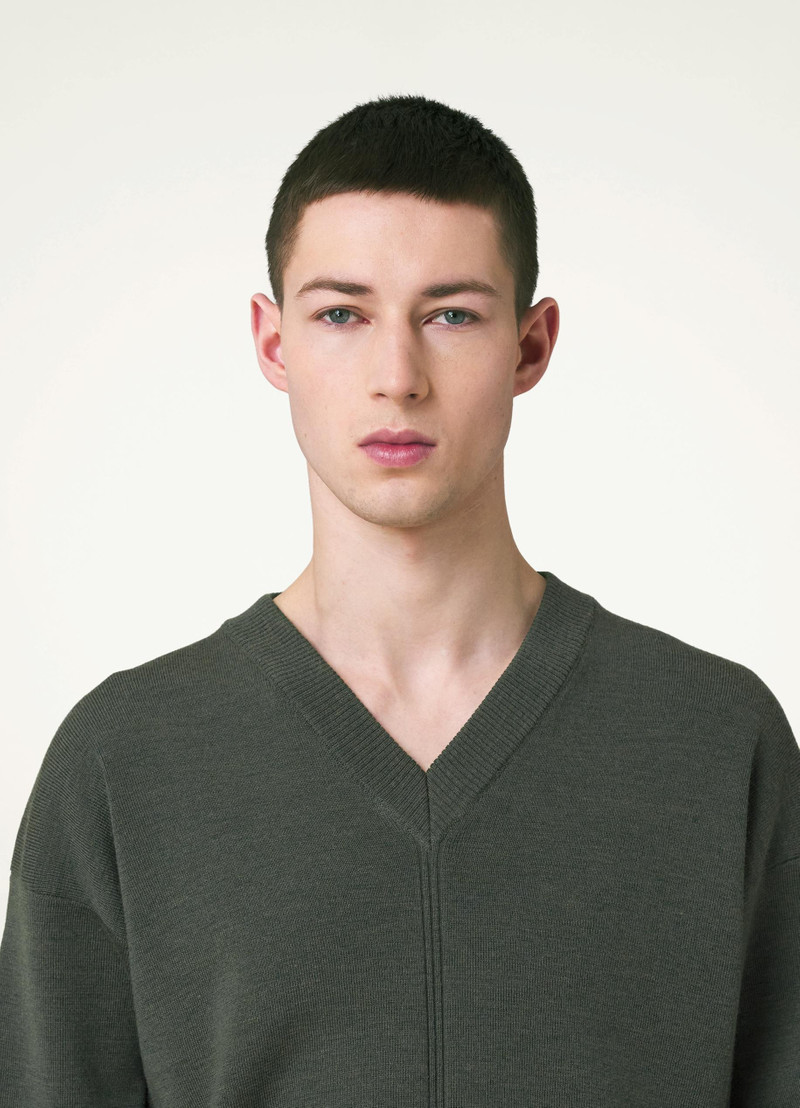 V-NECK JUMPER 4