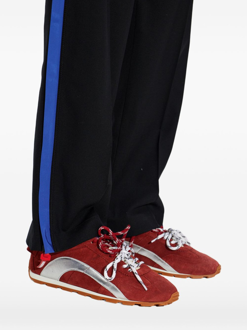 DC-642 contrast-panelled sneakers 5