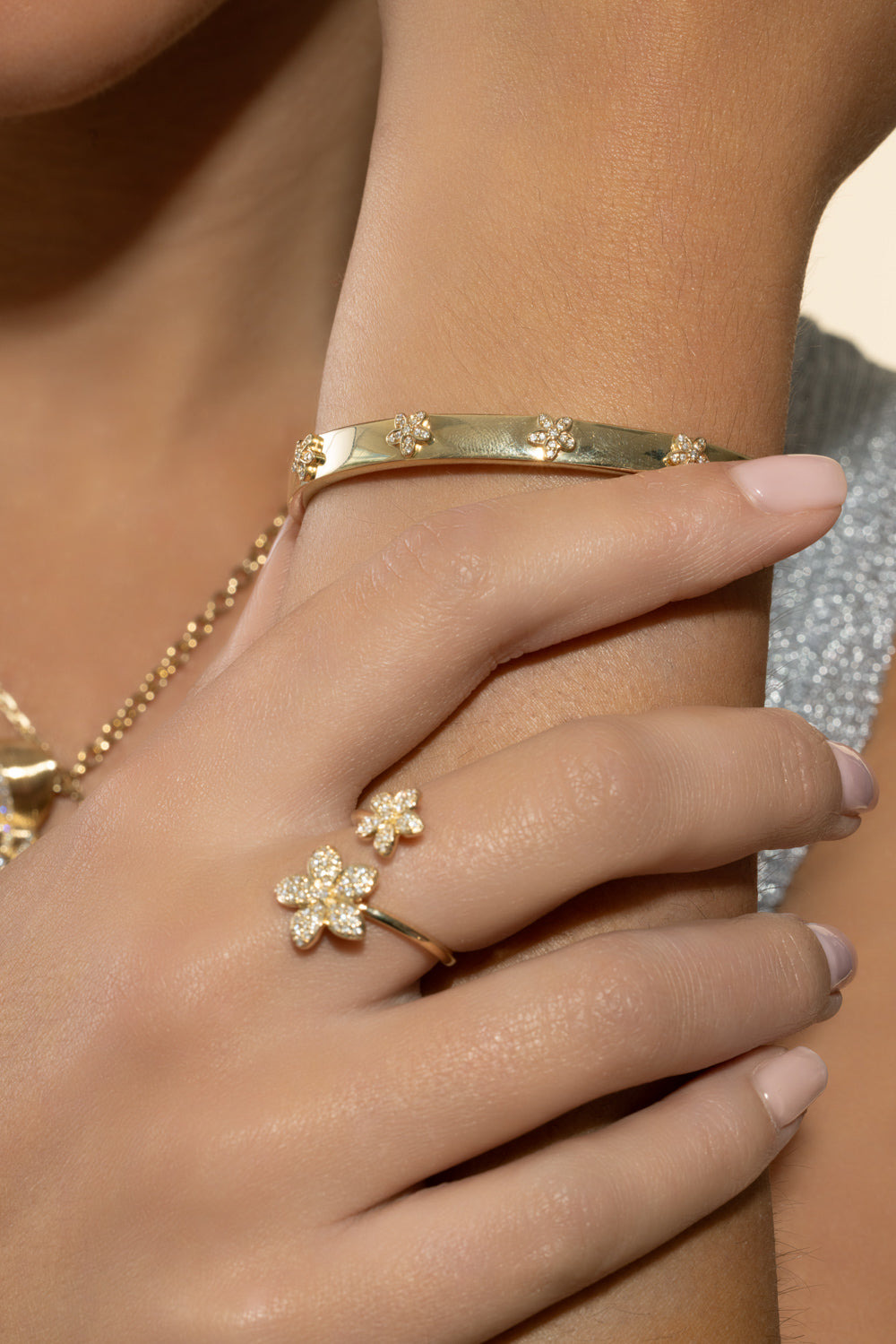 Diamond Flower Bangle Bracelet - 3