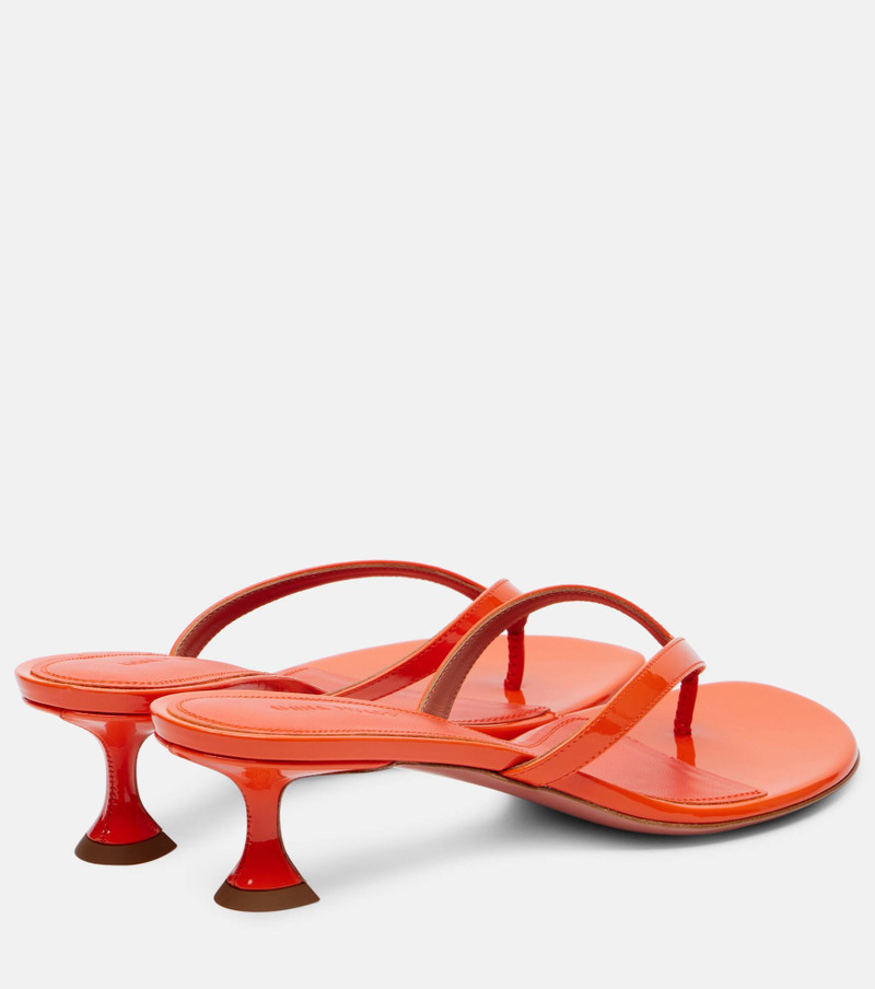 Juliette 45 patent leather thong sandals 2