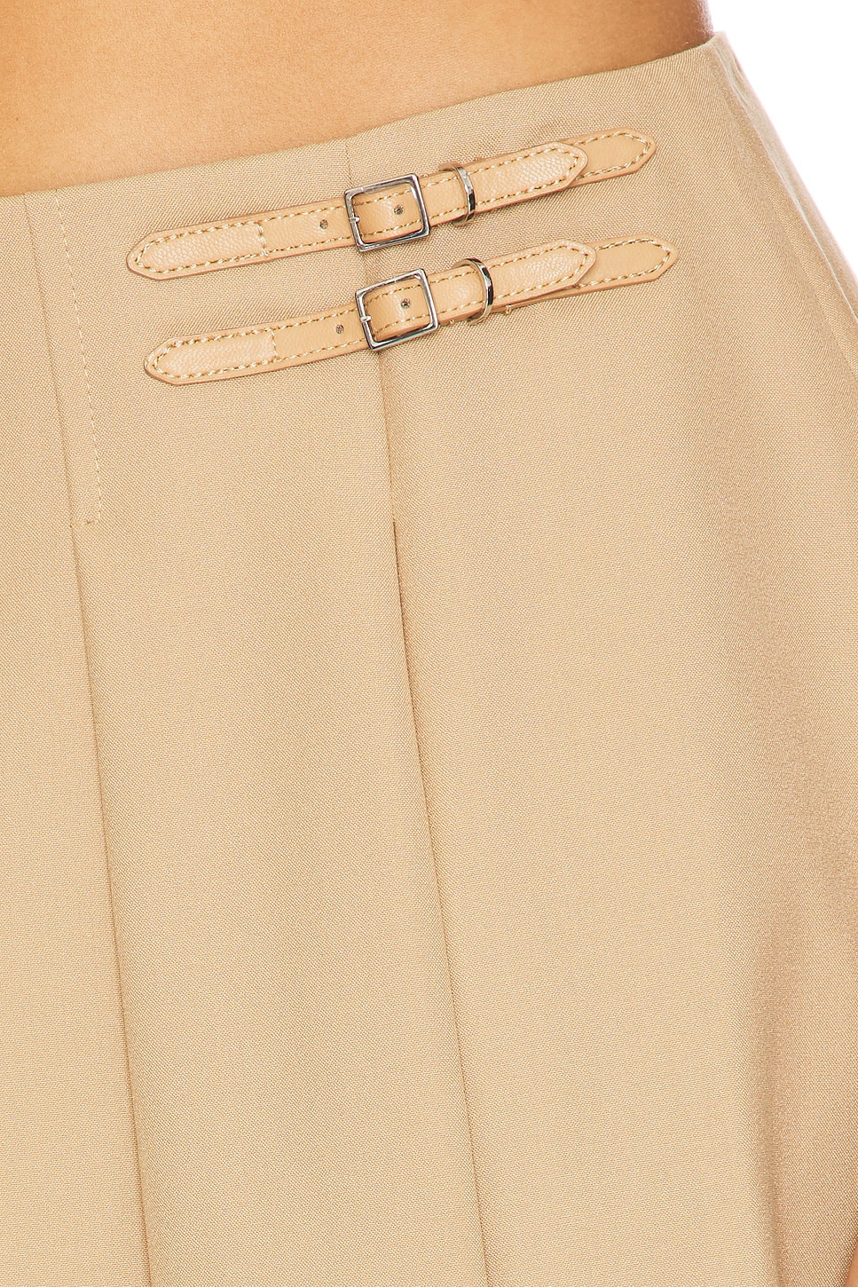 Suzie Pleated Short - 6
