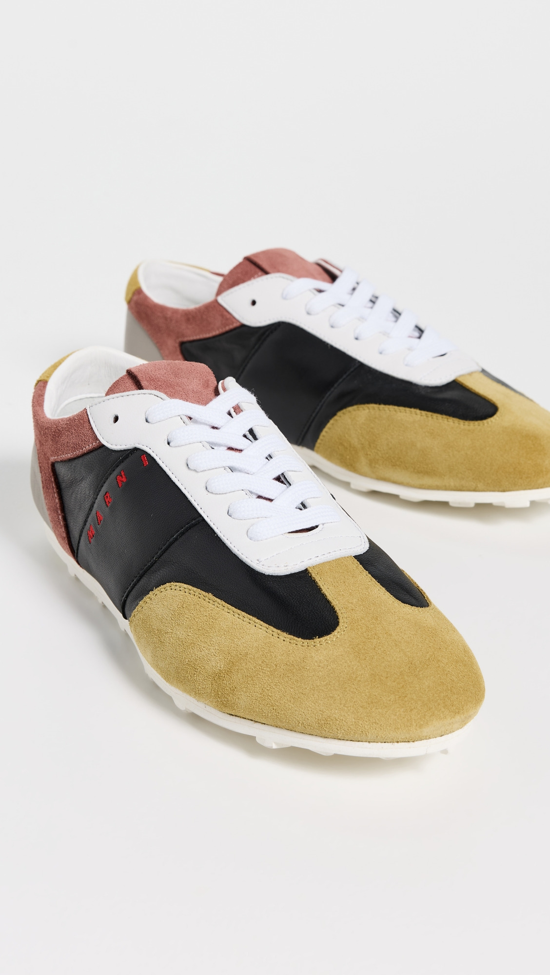 Sneakers - 4