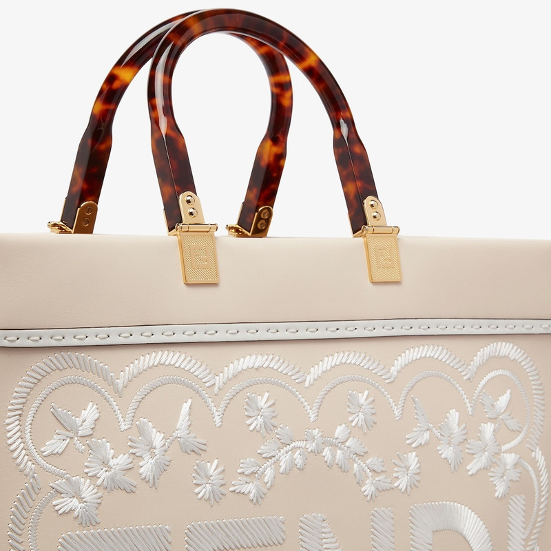 Fendi Sunshine Medium 5