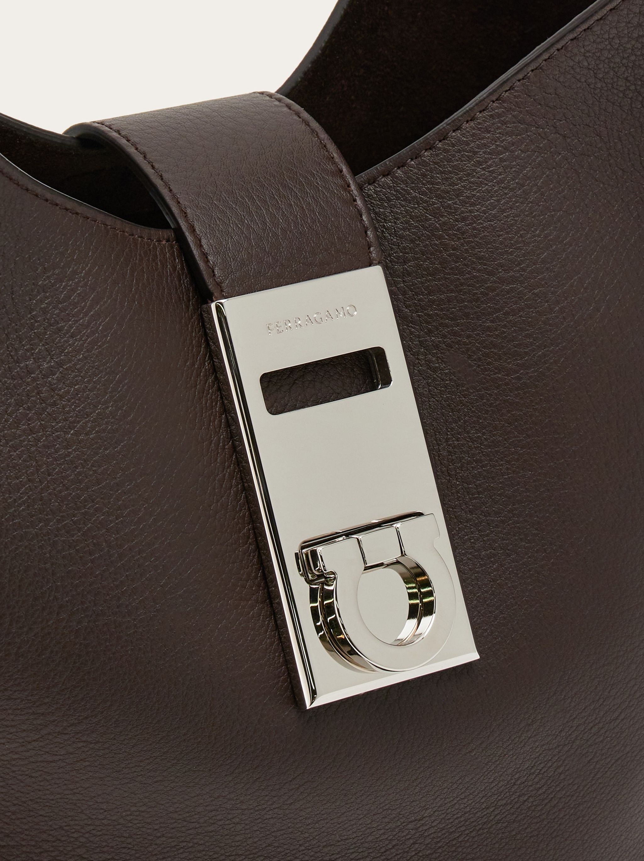 FERRAGAMO Ferragamo Hobo bag with buckle (M) | REVERSIBLE