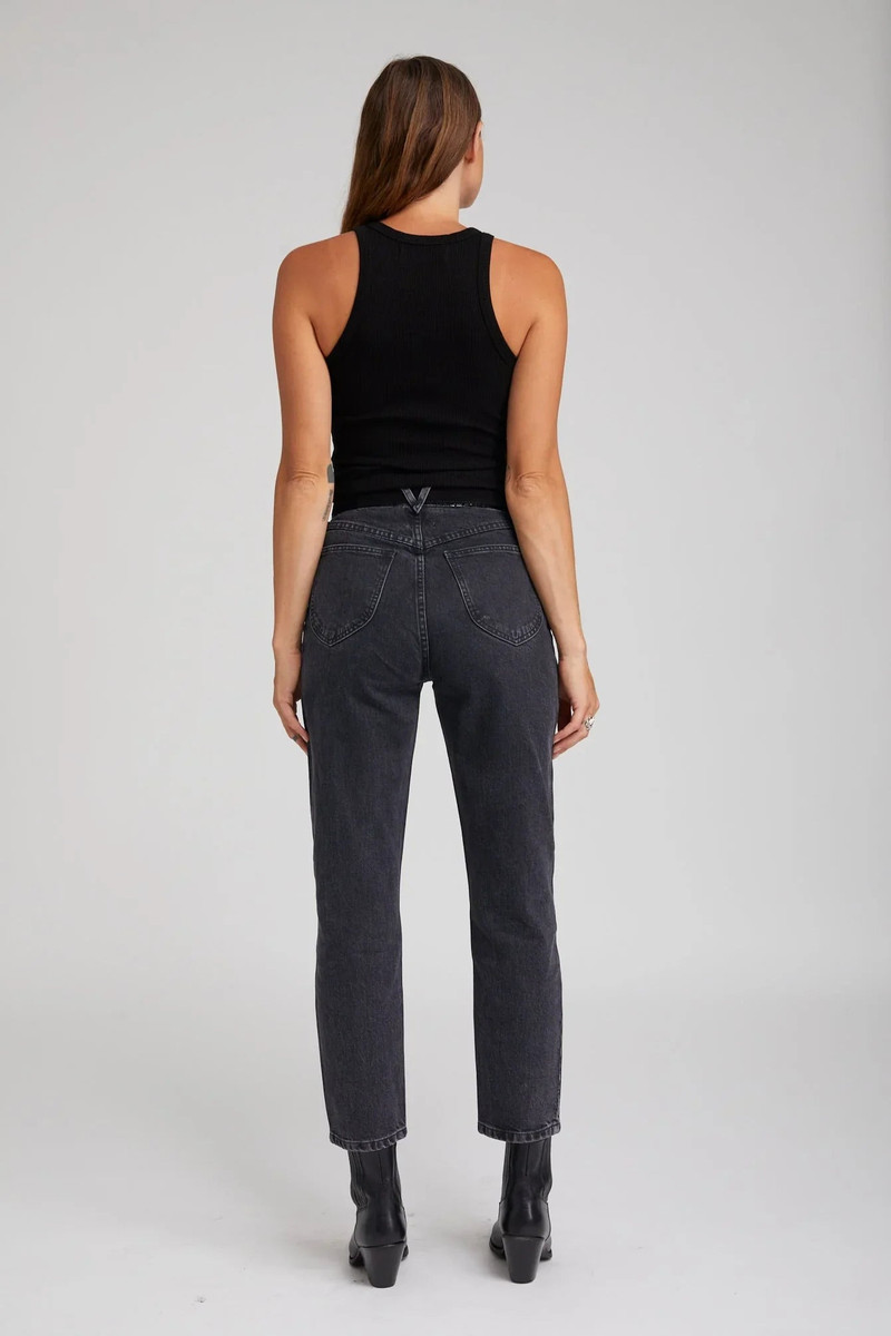 TAPERED STRAIGHT LEG DENIM 4