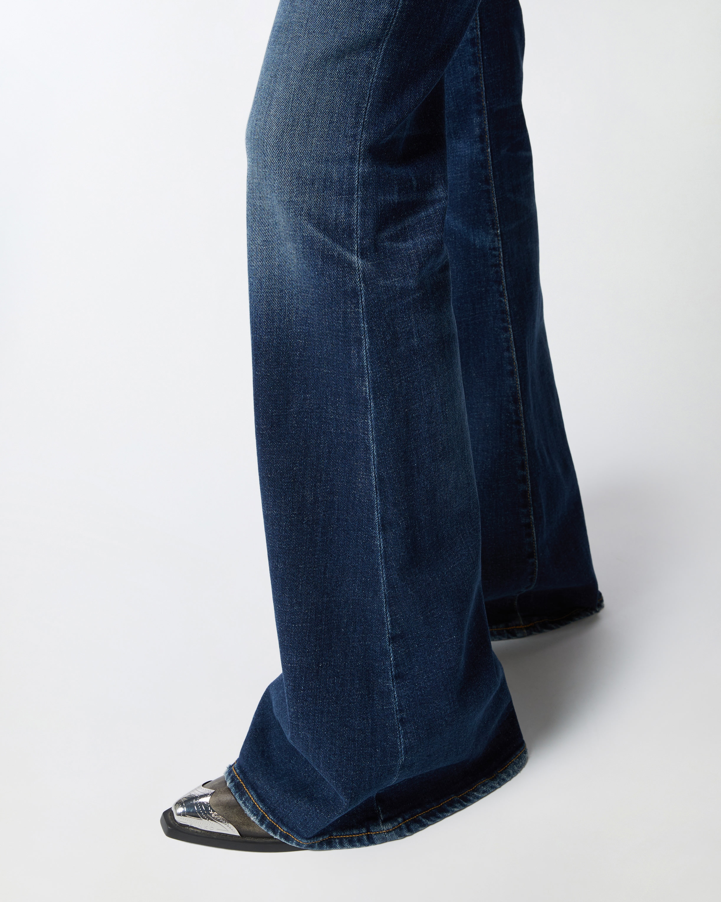 DARK BLUE WIDE FLARED JEANS - 5